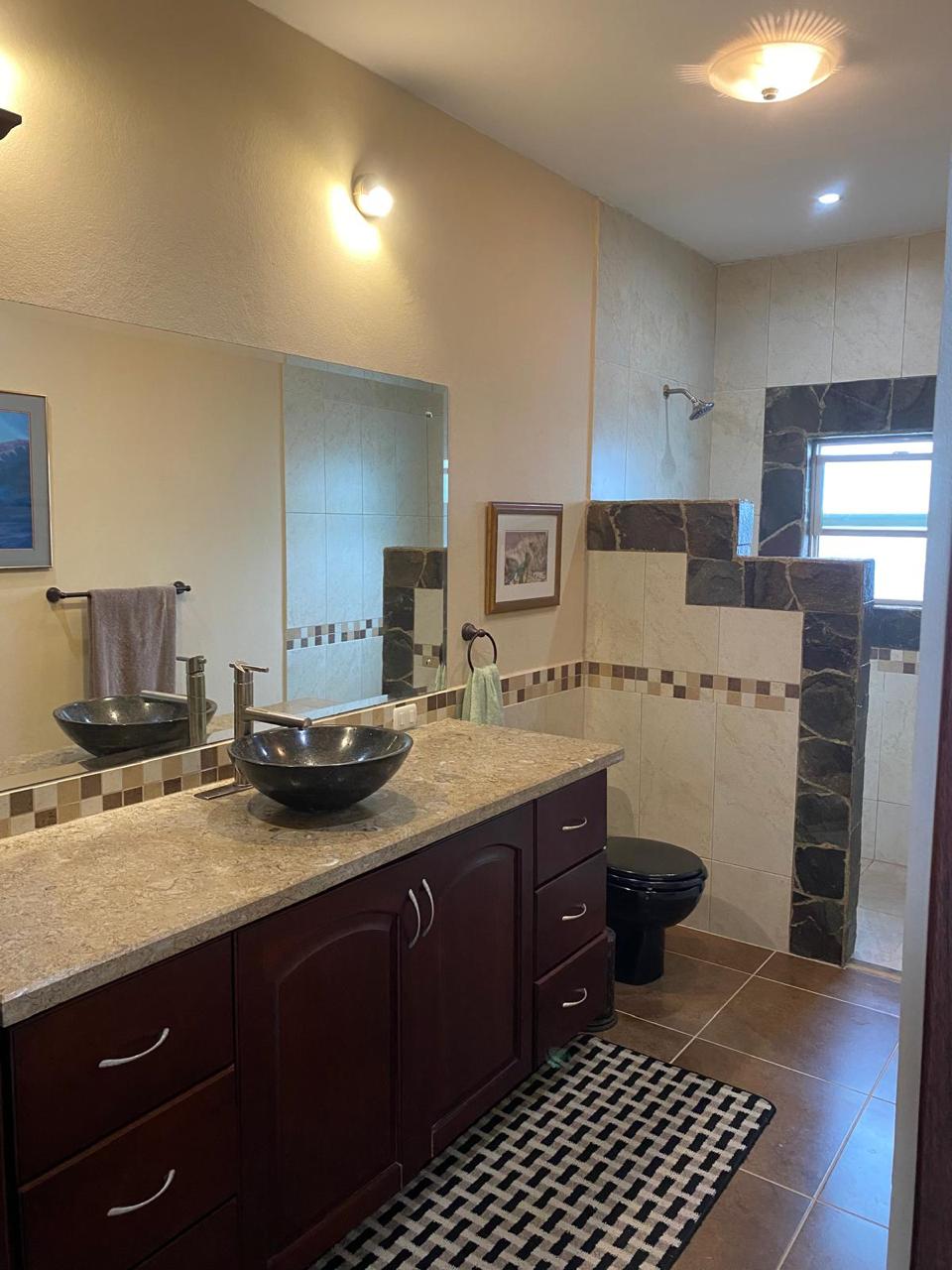 Furnished Loft Home with Jacuzzi and Panoramic Lake & Volcano Views photo 17