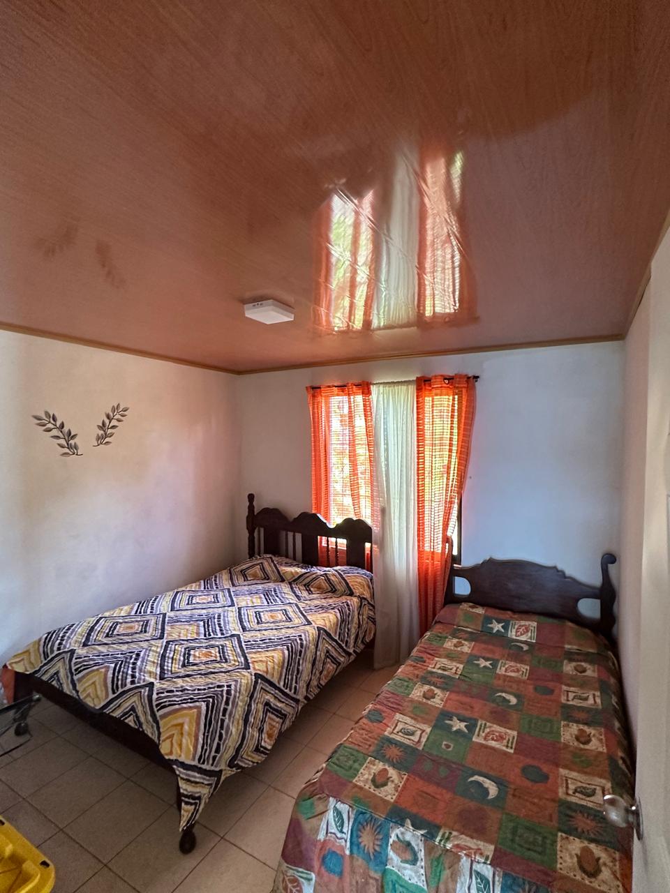 Lovely 3-Bedroom 2 Bathroom Home with Panoramic Lake & Mountain Views  photo 9