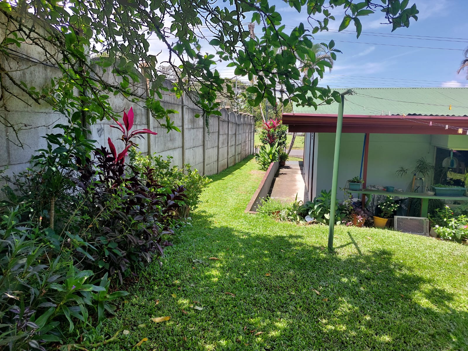 Lovely, 4 BD, 2 BA Home +  Independent 2 BD, 1 BA Rental Unit Near Lake Arenal photo 27
