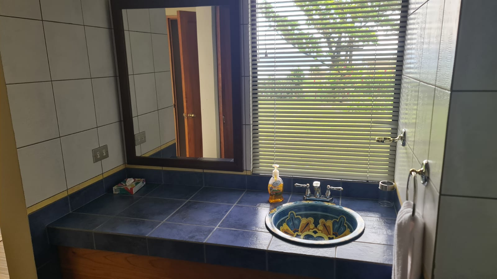  Beautiful 3 Bedroom 2 Bathroom Furnished Home in El Aguacate photo 28