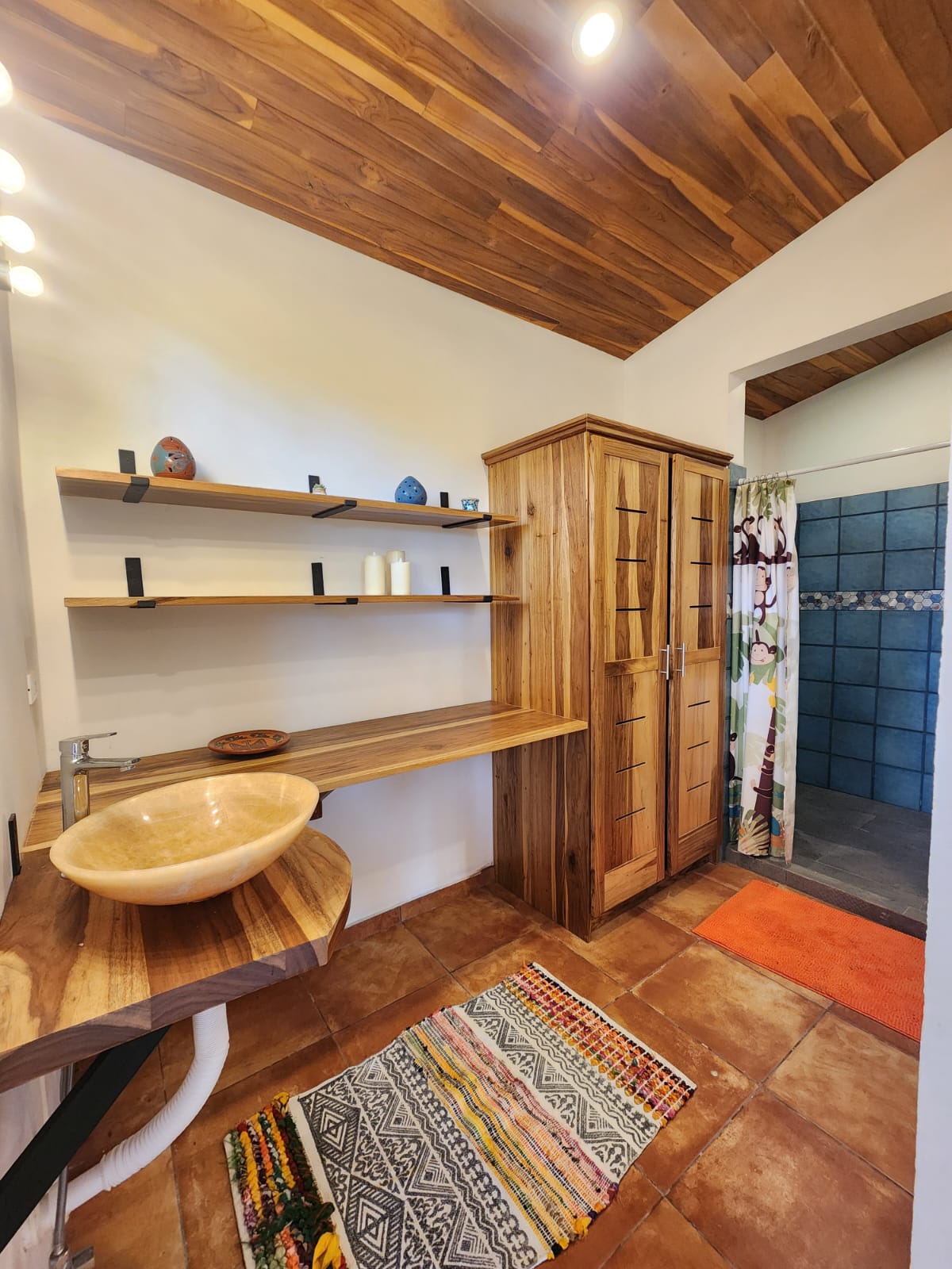 Spacious Home 3 BD 2.5 BA with Apartment, Pool, and Beautiful Views photo 10