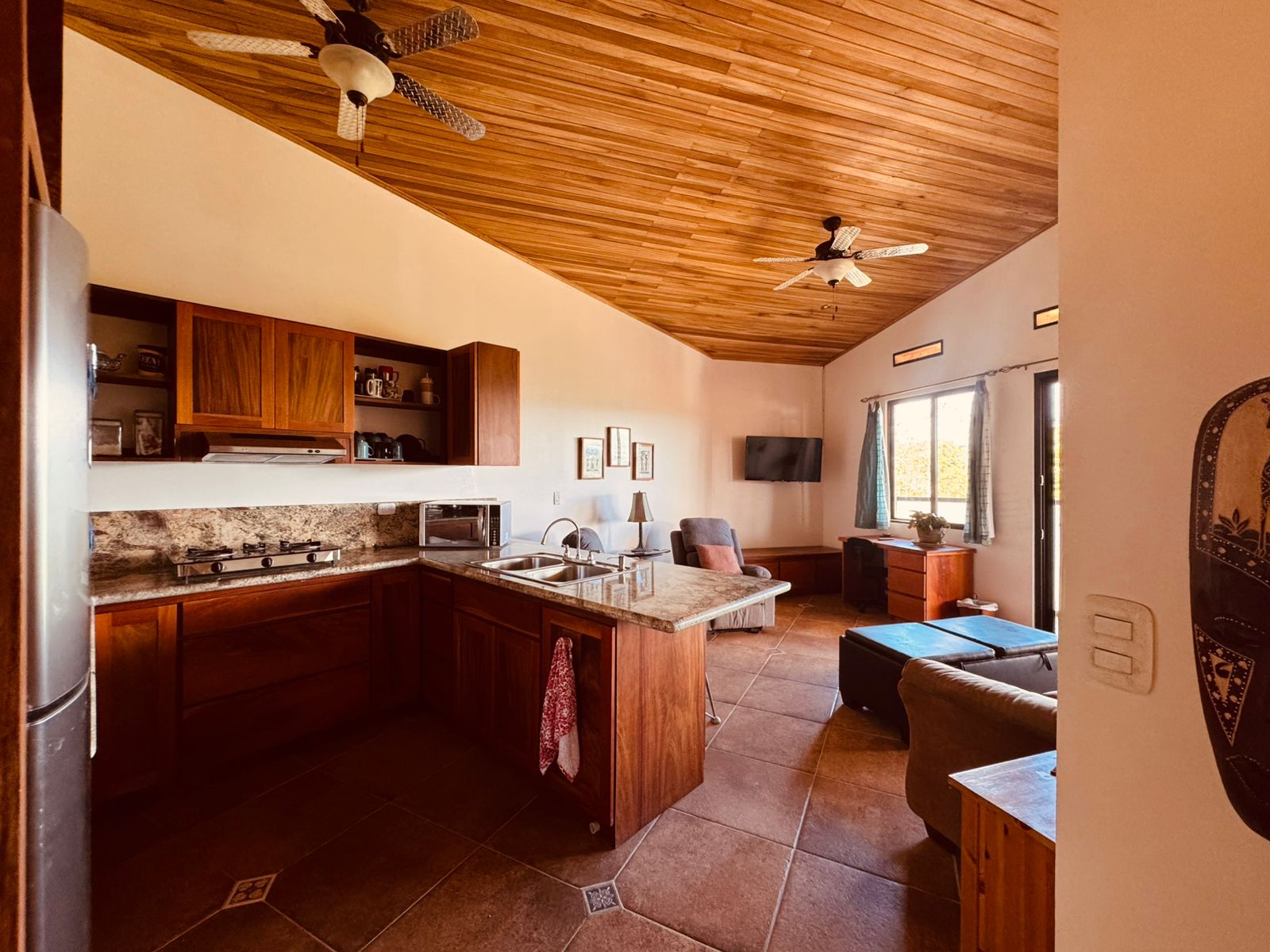 Lake & Volcano View Estate with Pool, Jacuzzi & Apt In El Aguacate photo 25