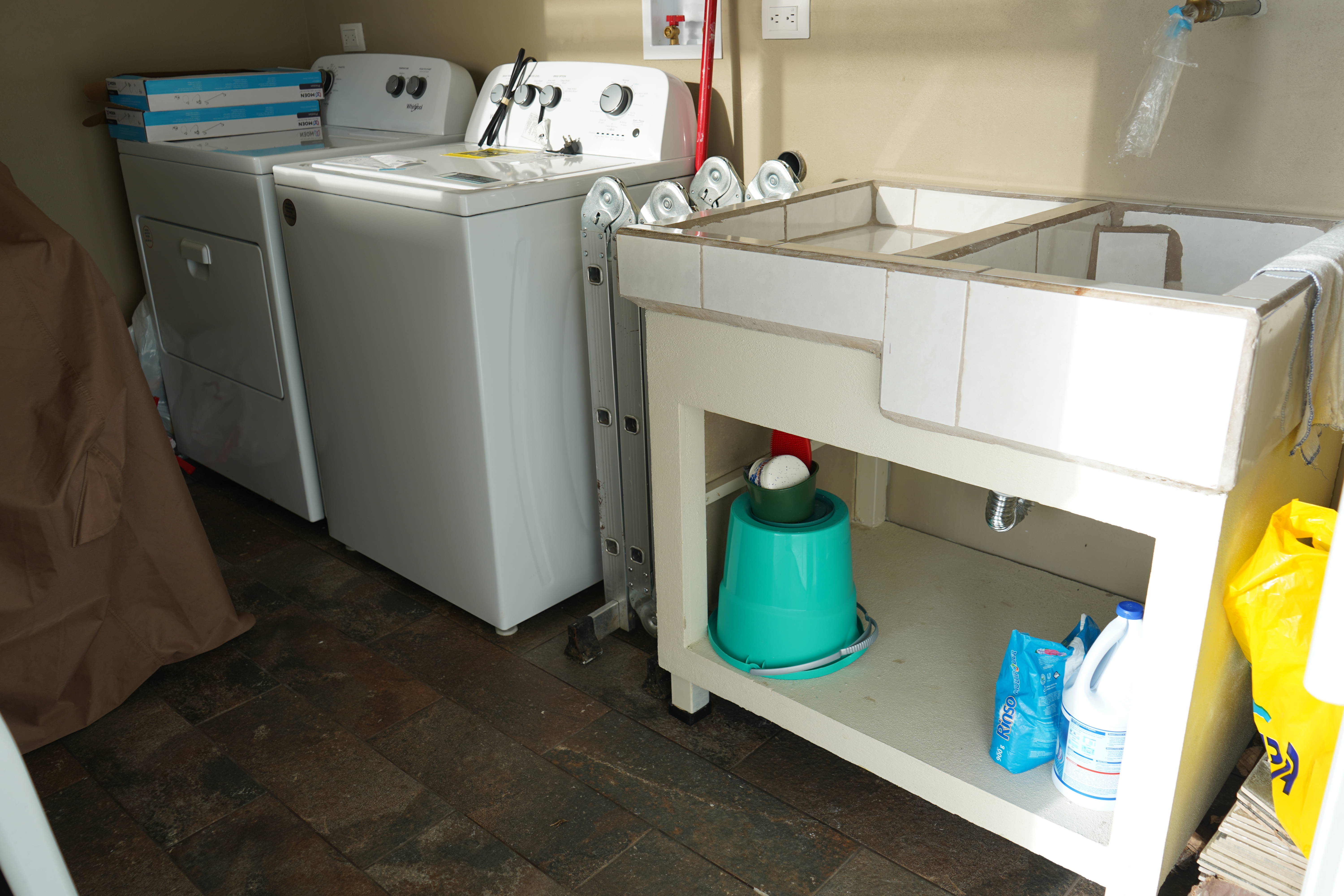 Beautiful Home 2 Bedrooms 2 Bathrooms with Stunning Mountain Views  photo 26