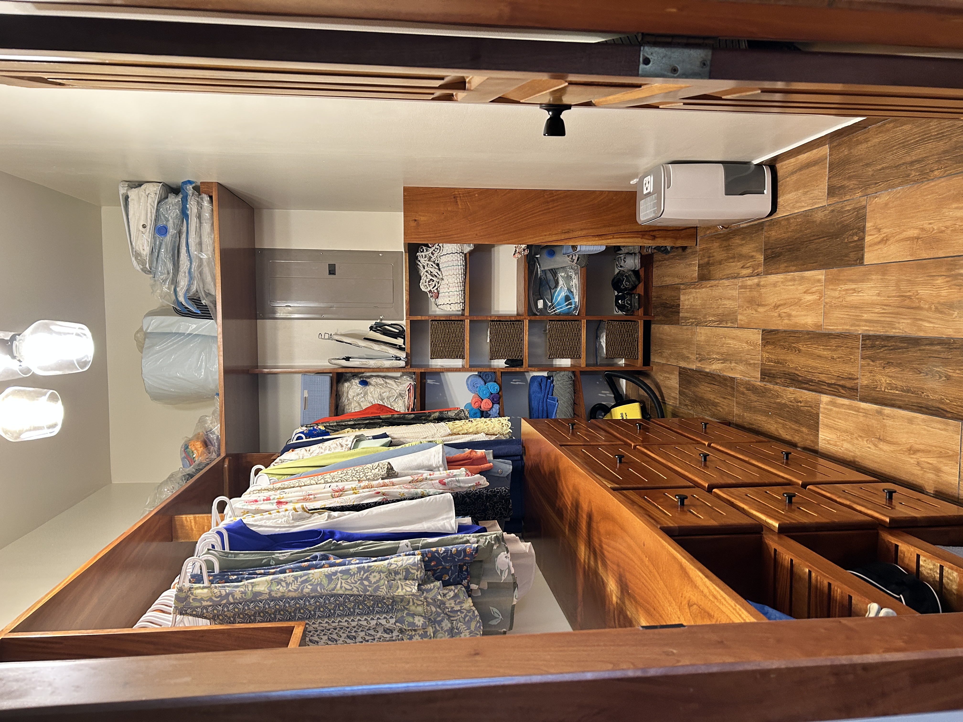 Charming 3-Bedroom Home with Guest House & Stunning Lake Arenal Views  photo 21