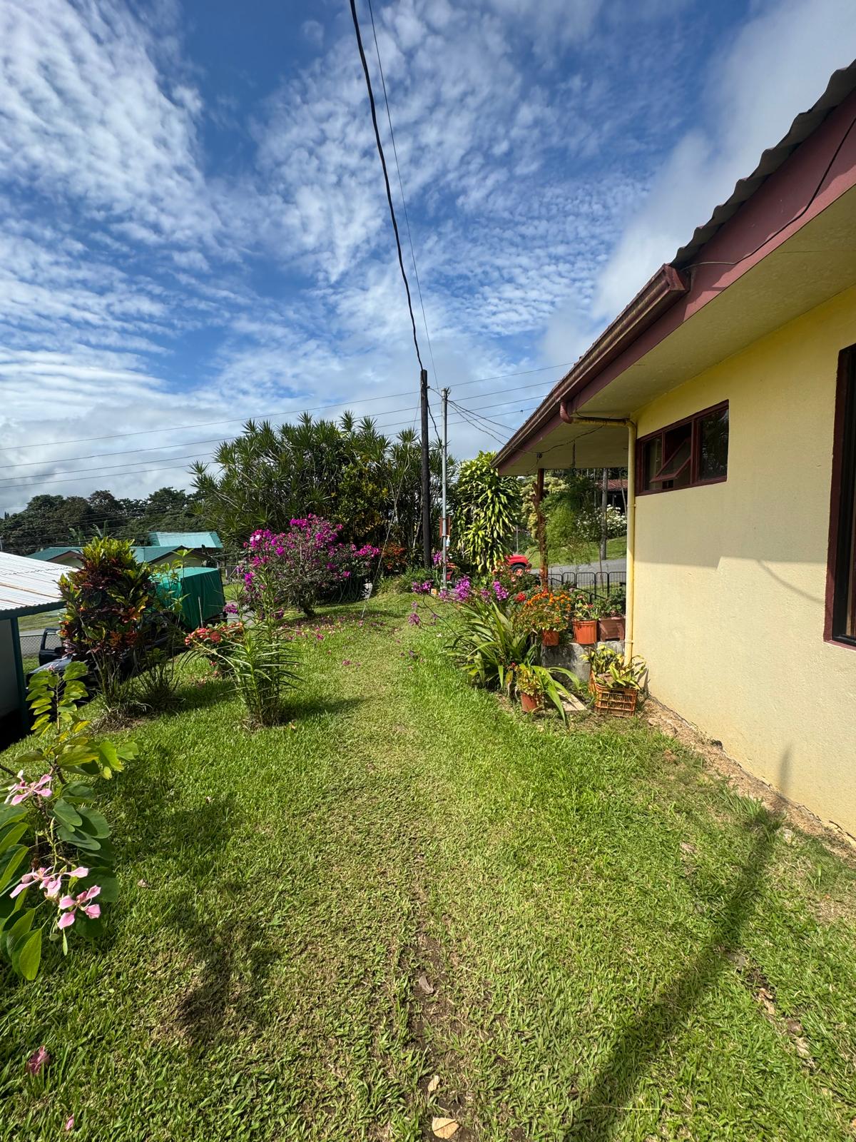 Spacious Home with Lake View and Guest Apartment in Nuevo Arenal photo 19