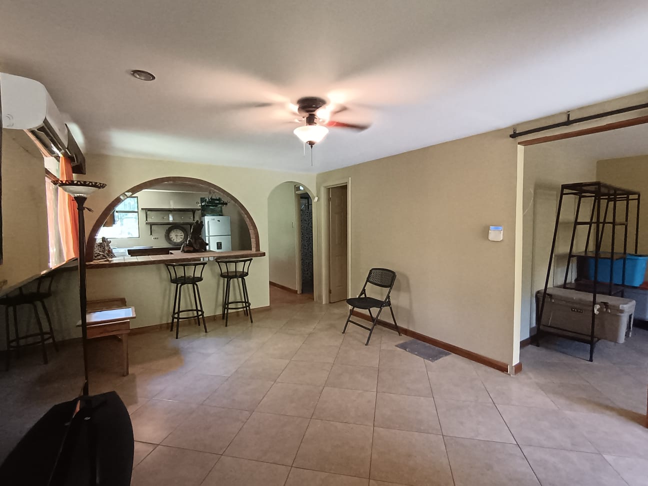 Beautiful Home 2BD 1BA in a 19424.9 m2 (4.8 Acre) Lot w/ Private Spring  photo 7