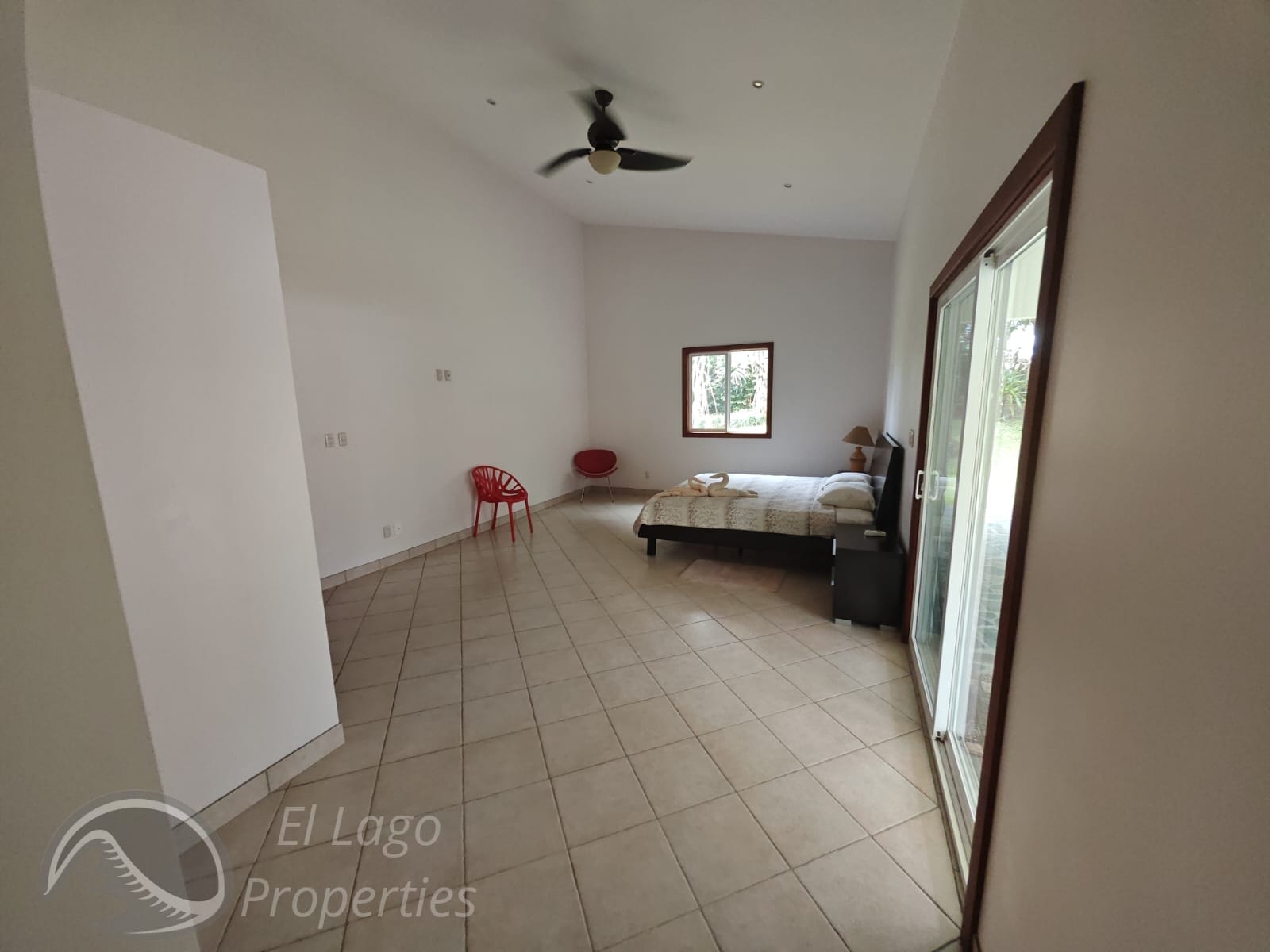 Luxurious Home 4 BD 4 BA With Amazing Lake Views In Nuevo Arenal  photo 13