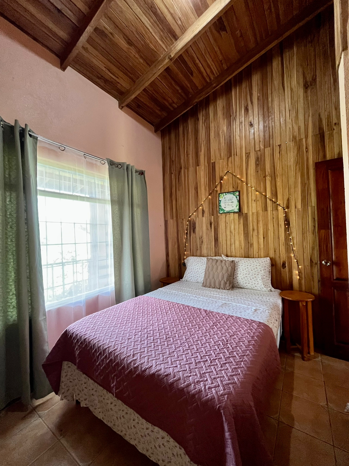 Cozy, 2BD/1BA House walking Distance to Downtown Nuevo Arenal photo 10