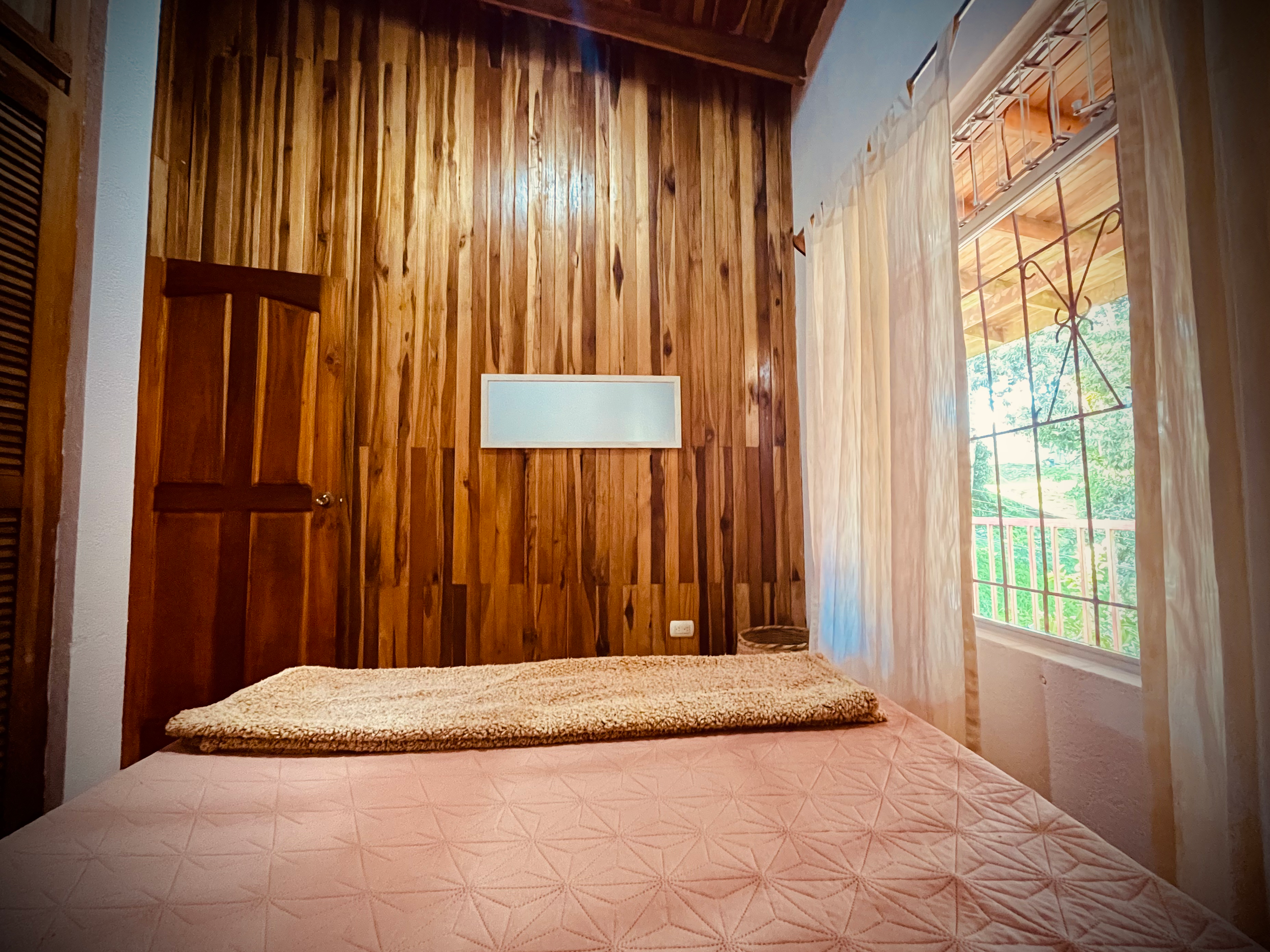 Cozy, 2BD/1BA House walking Distance to Downtown Nuevo Arenal photo 16