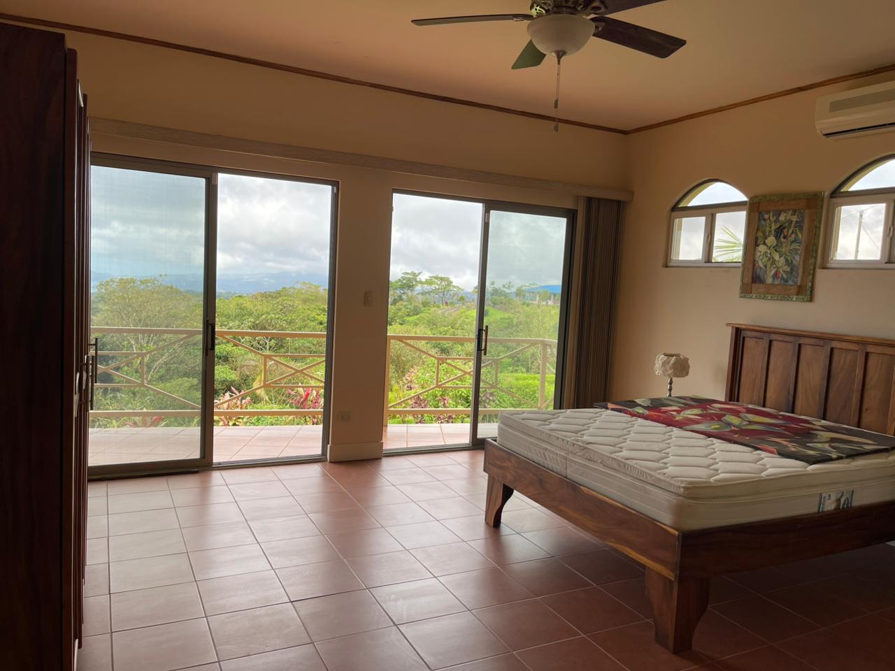 Charming Home in Bella Vista – Spacious Living with Stunning Views photo 12