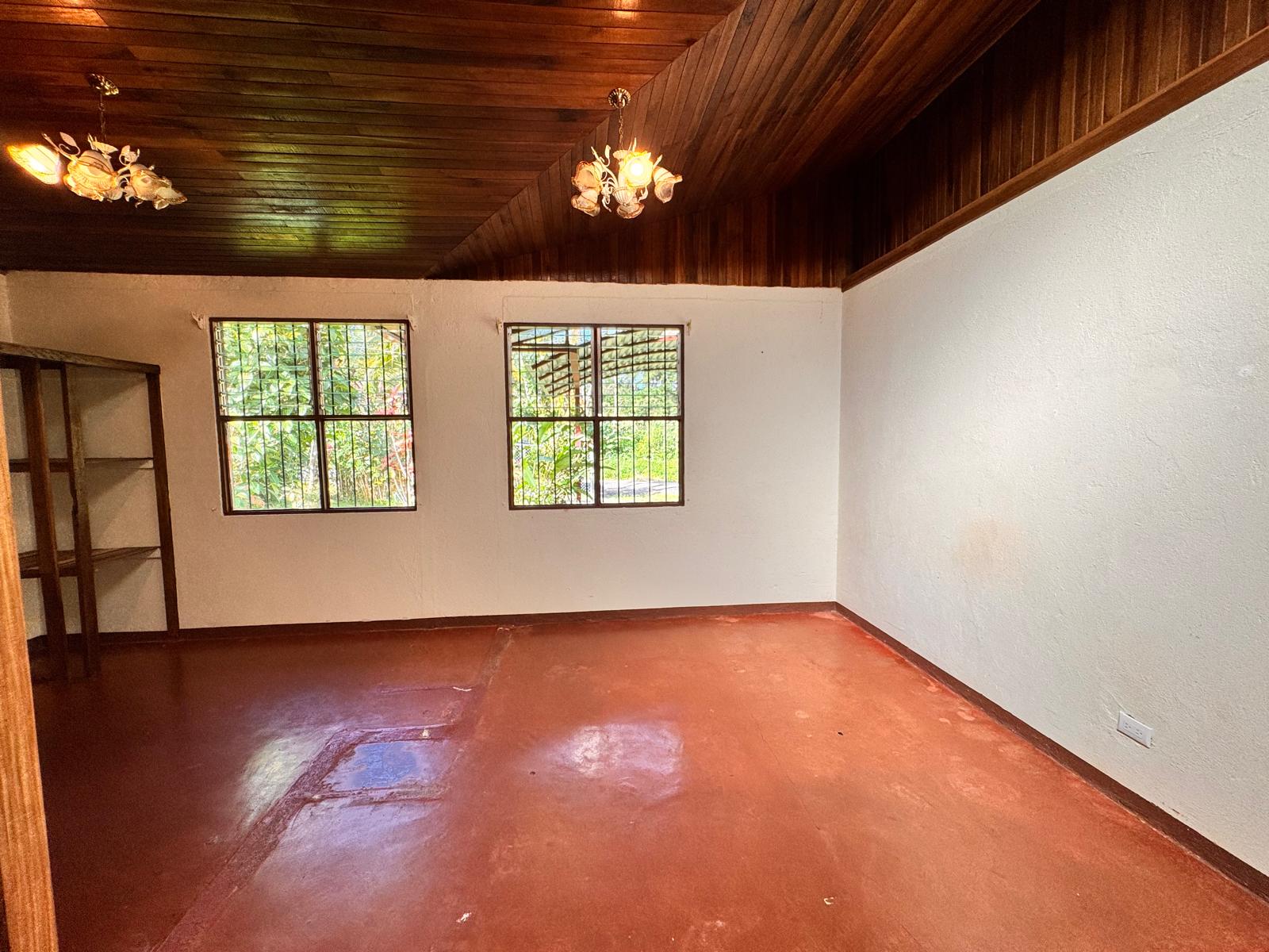 Charming 3 Bedroom 2 Bathroom Home in Nuevo Arenal photo 14