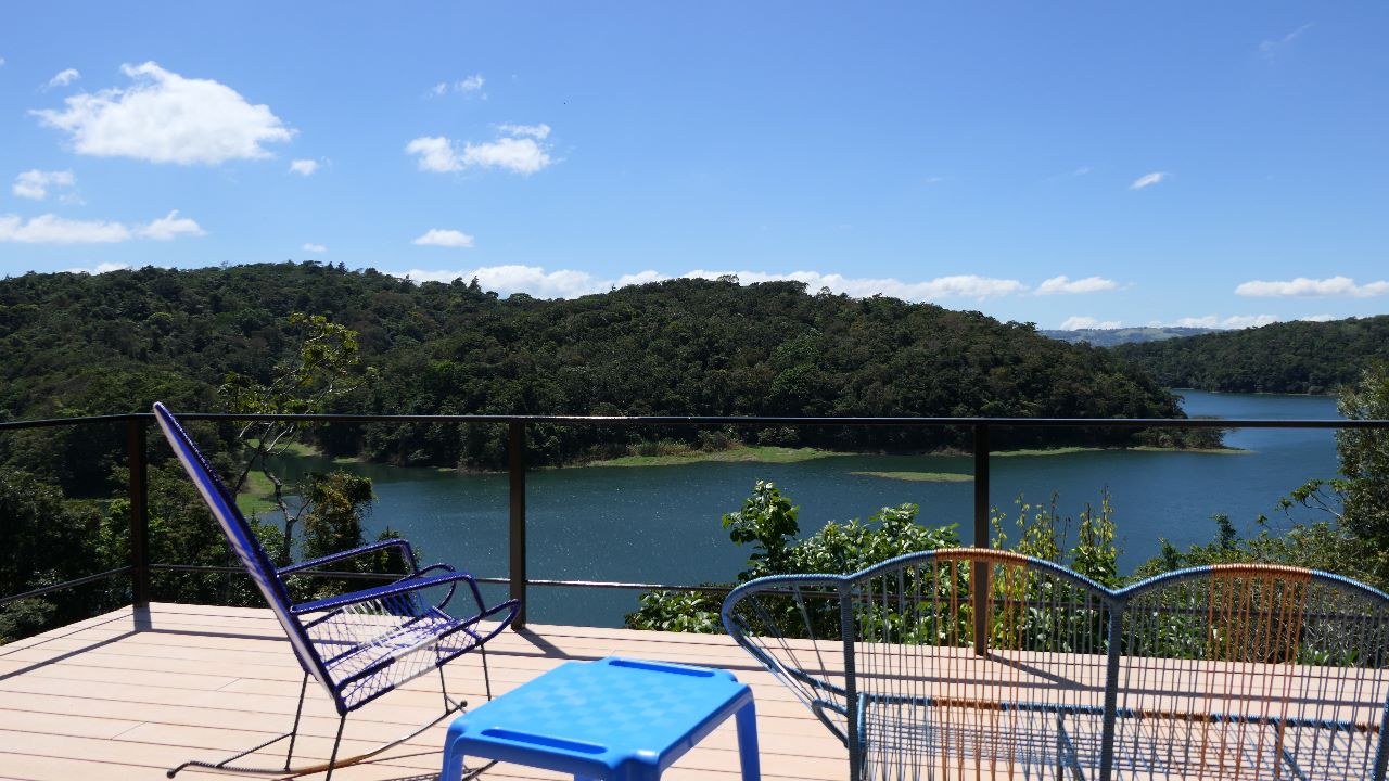 A new beautiful 2 BD/2 BA lake, volcano & rain forest view Casita  photo 27