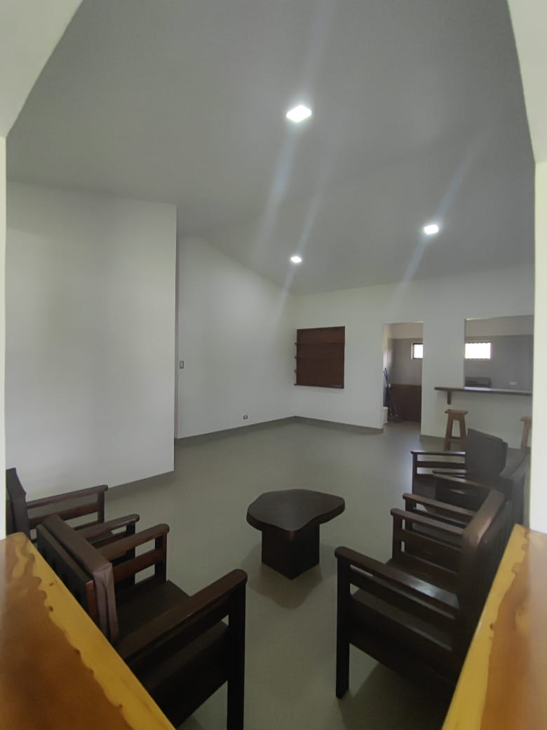 Lovely 3BD, 2BA Lake & Volcano View Home Walking Distance to Everything photo 6