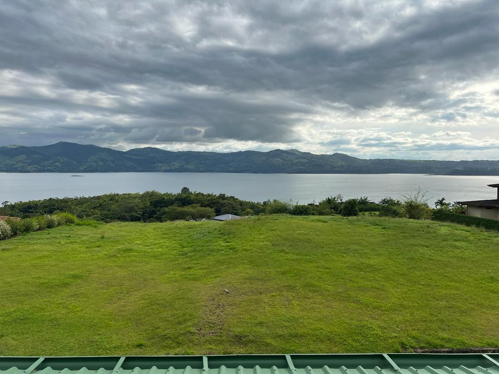 Luxury, Lake & Volcano View, 2BD/3BA Home in Gated Commuinty+1BD/1BA Apt photo 39