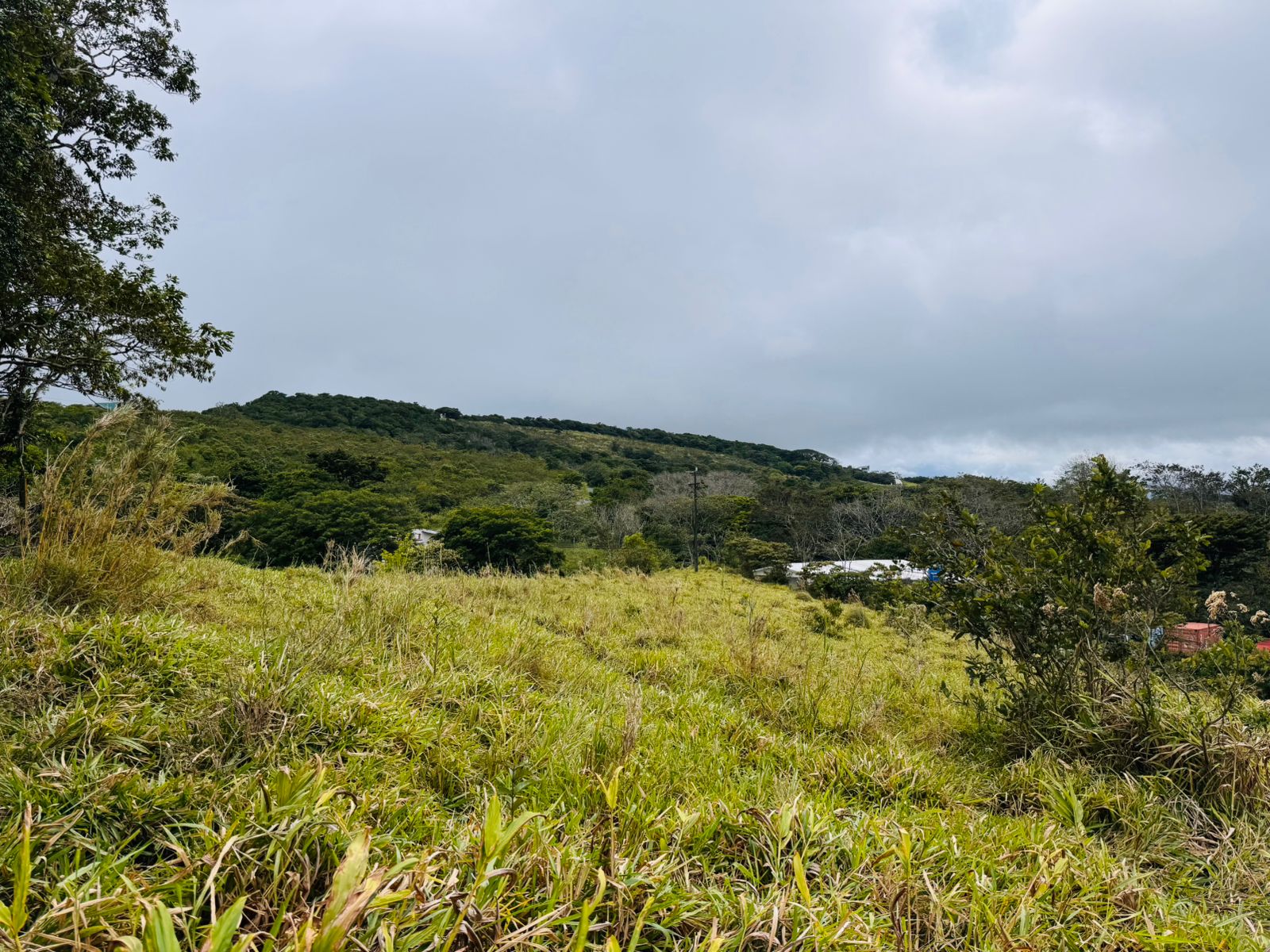 24,461 m² Lot with Lake Arenal Views in Cinco Esquinas, Tilarán photo 7