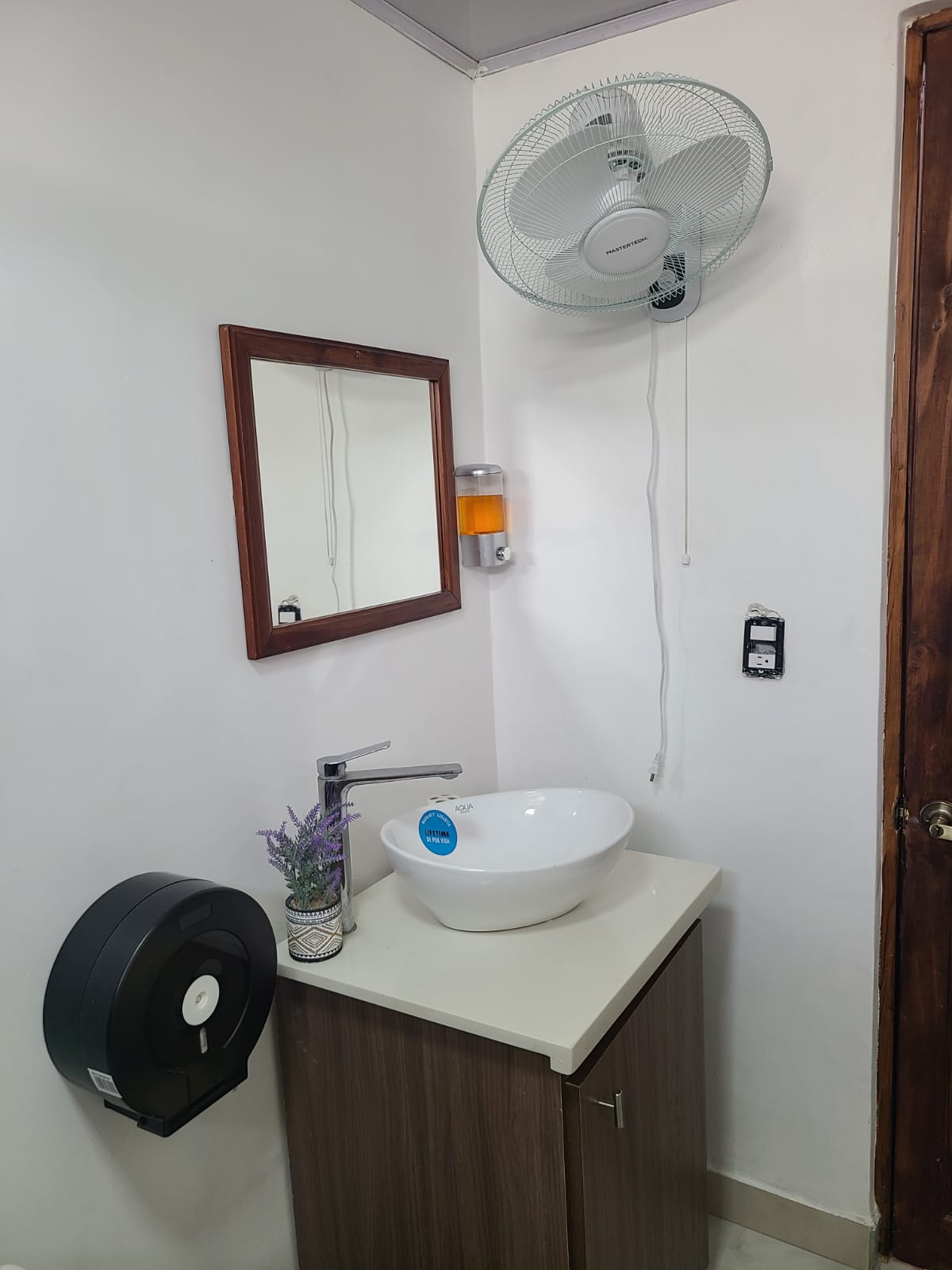 Spacious Home 2 Bedrooms 2 Bathrooms w/ Pool in Thiales–Rio Celeste photo 15