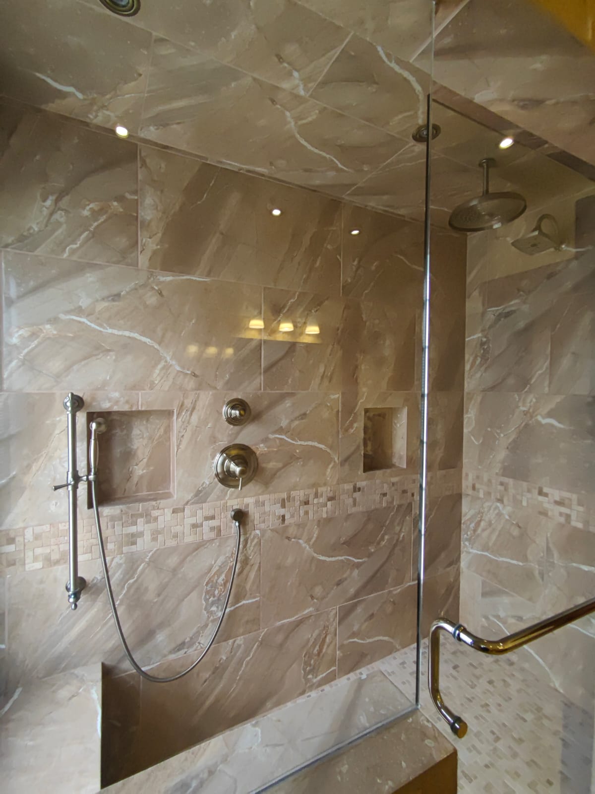 Luxury, Lake & Volcano View, 2BD/3BA Home in Gated Commuinty+1BD/1BA Apt photo 16