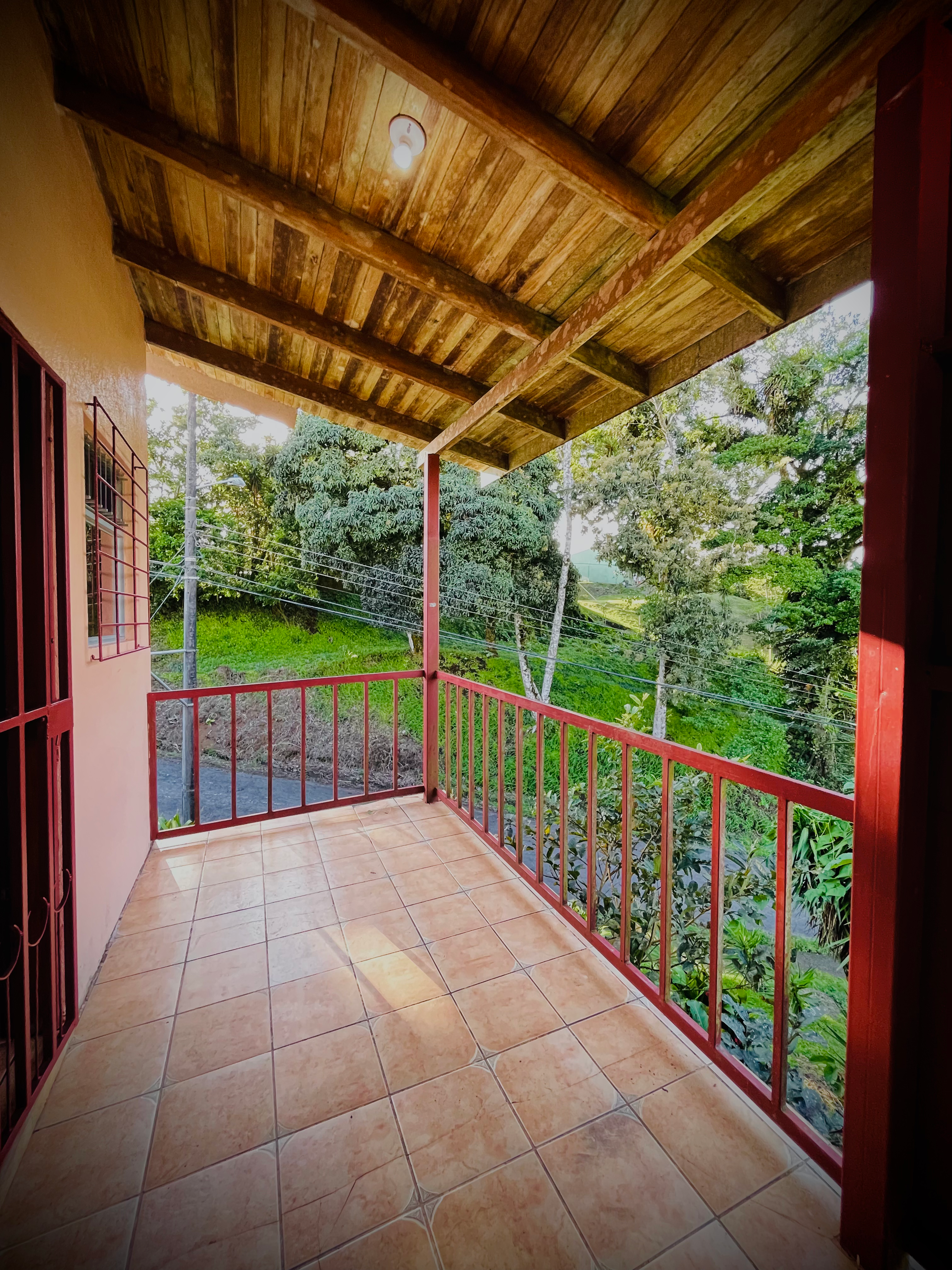 Cozy, 2BD/1BA House walking Distance to Downtown Nuevo Arenal photo 12