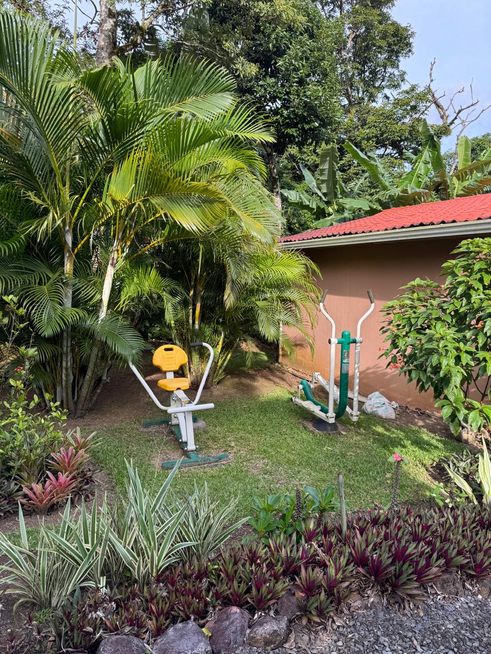 Mountain View Home 2 Bedrooms 2 Bathroom in Sabalito photo 20