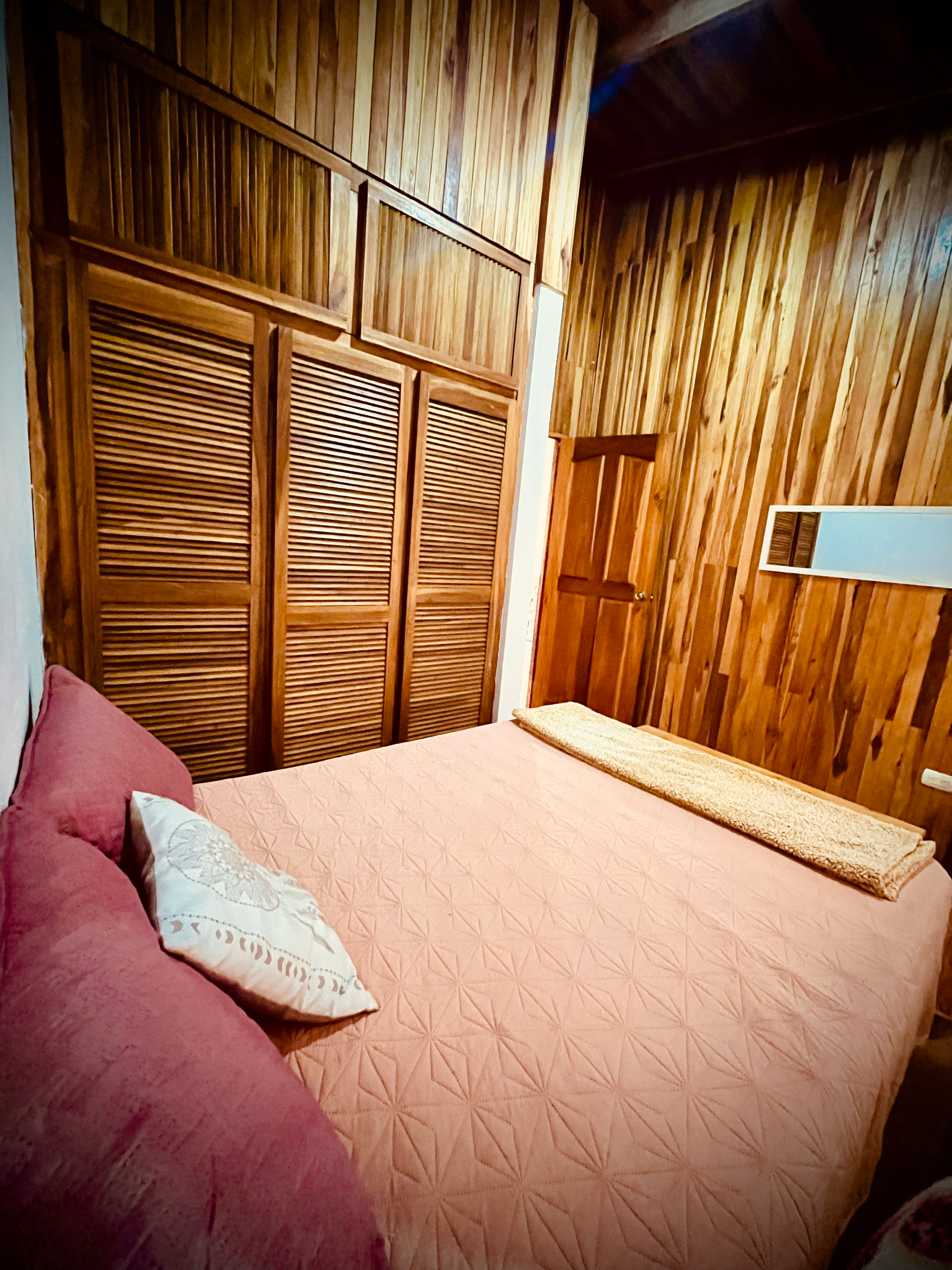 Cozy, 2BD/1BA House walking Distance to Downtown Nuevo Arenal photo 15