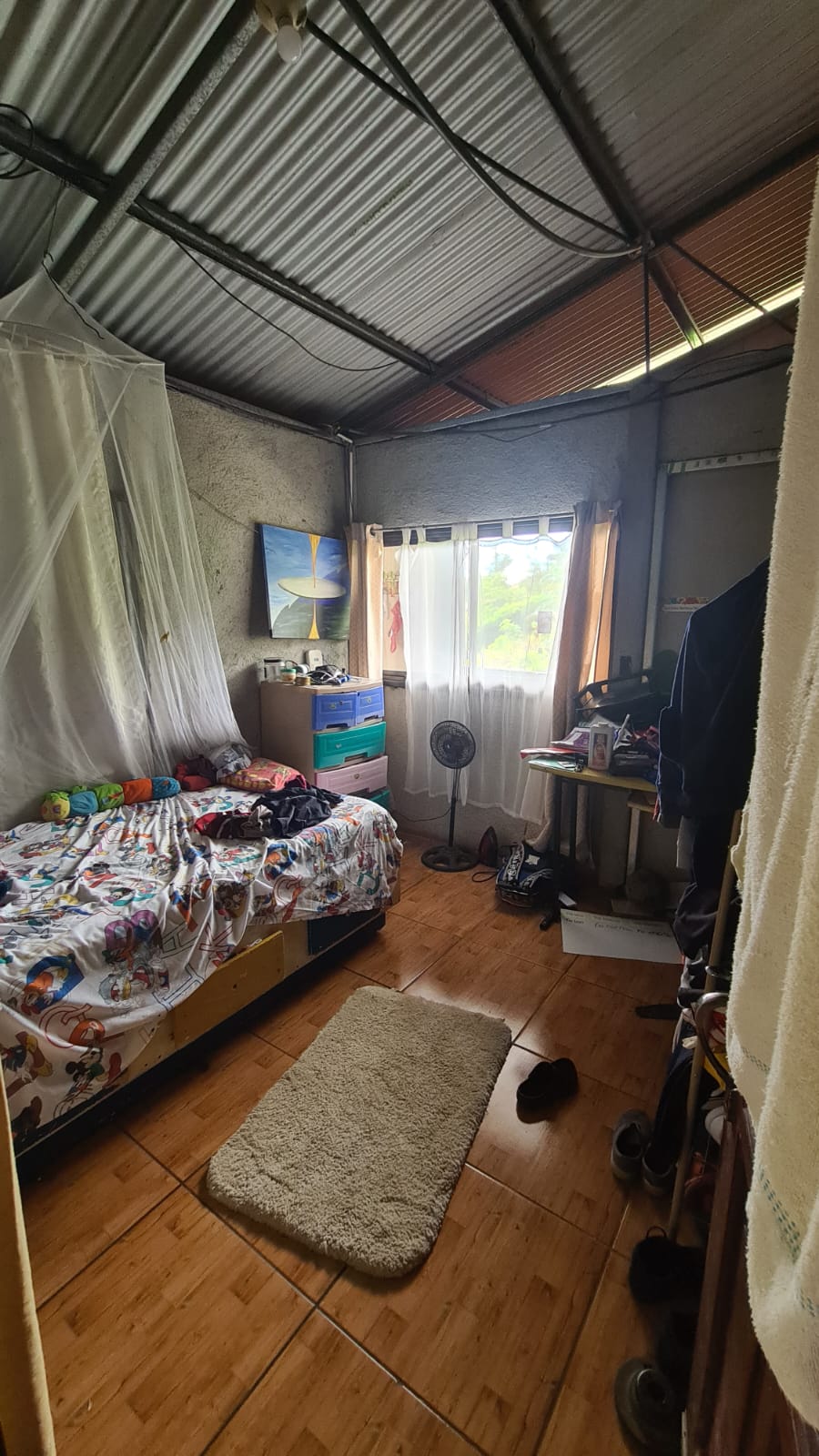 Modest, 4 Bedroom 2 Bathroom house Lake View in Nuevo Arenal photo 15