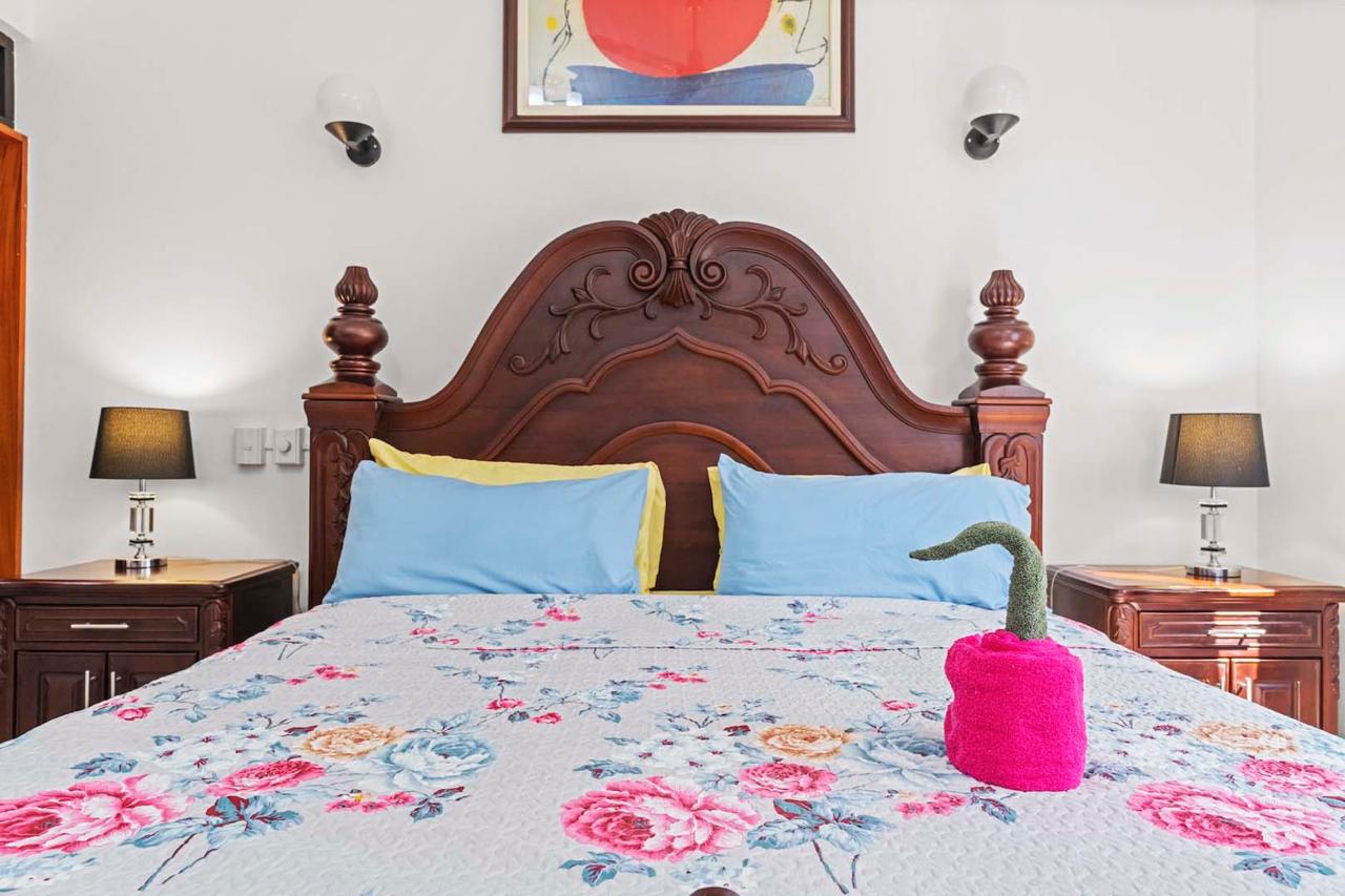 Beautiful 3-Story Property with 4 Apartments, Pool & Panoramic Comforts photo 29