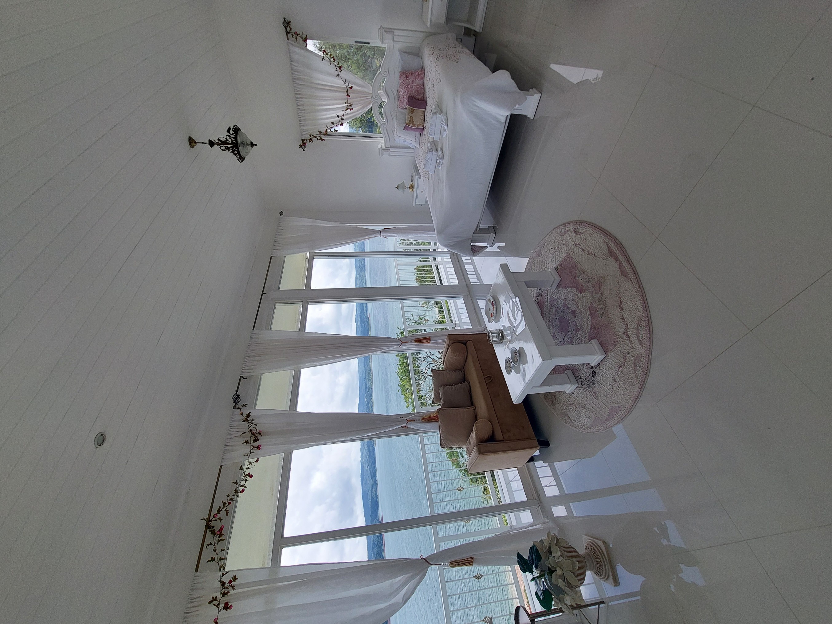 Luxury 7.41 Acre Estate 13 BD 10 BA w/ beautiful views of Lake Arenal & the Volcano  photo 34