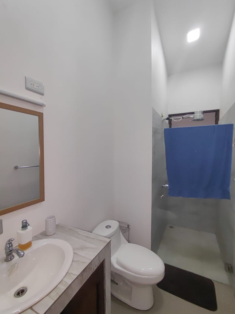 Lovely 3BD, 2BA Lake & Volcano View Home Walking Distance to Everything photo 16