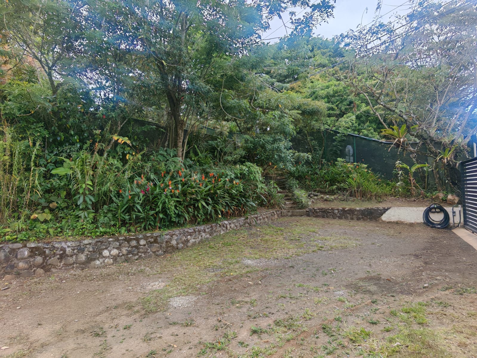 Spacious & Stylish Home 3BD 2BA + Apartment, Fully Furnished In Tronadora photo 39