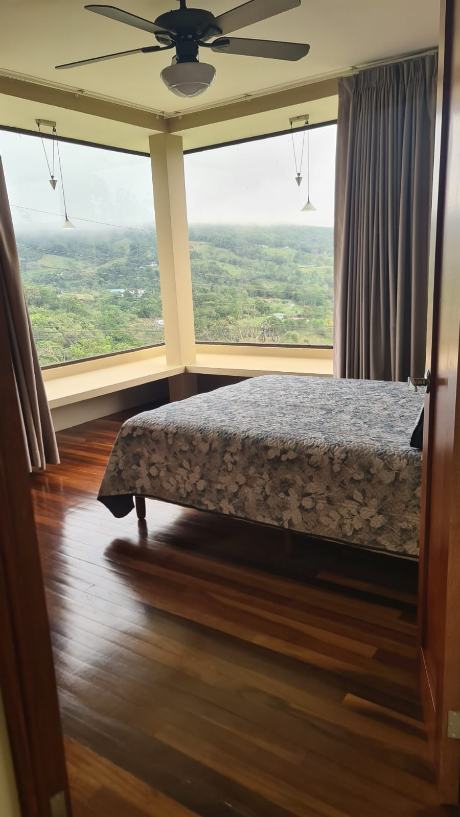 Furnished 3 Story, 2BR, 2BA + Den Lake View House w/ Utilities in Gated Community photo 16