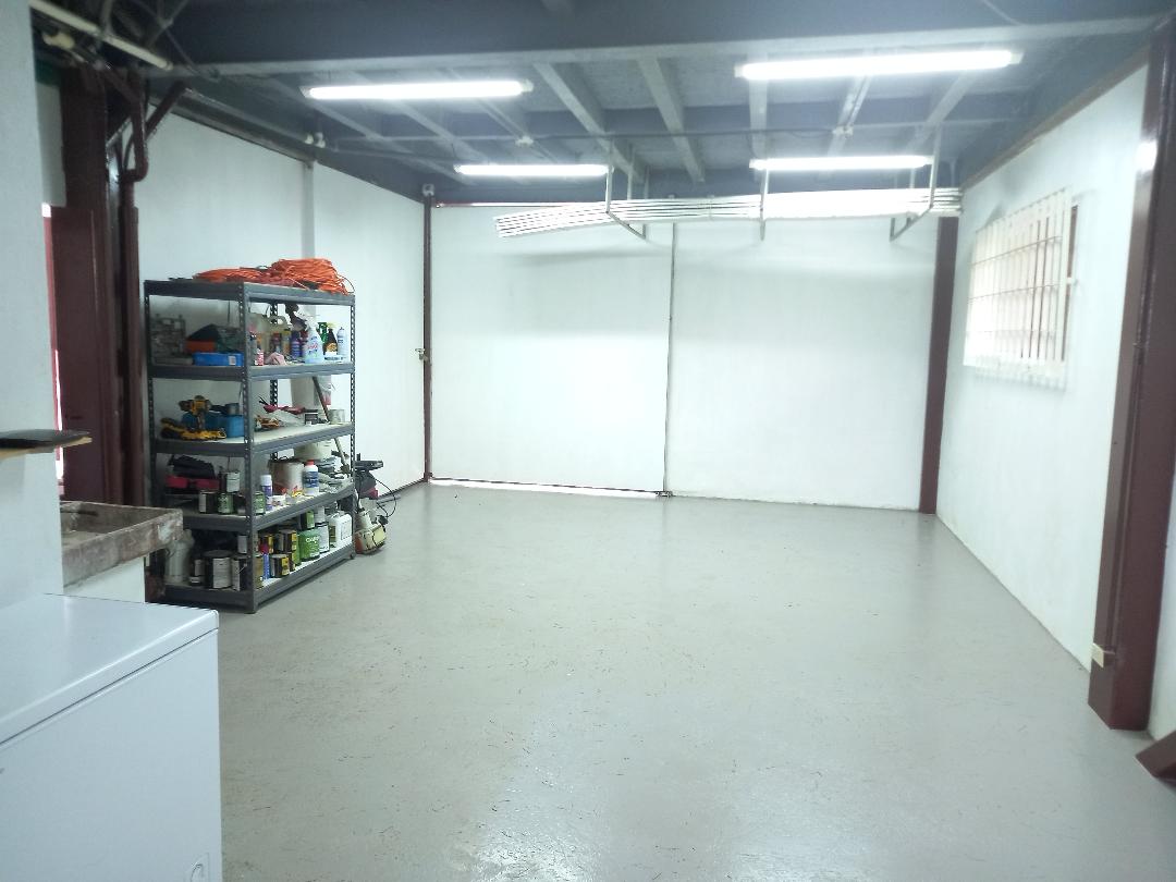 Tranquility Defined – Stunning Home with Lake & Volcano Views on 8.2 Acres photo 28