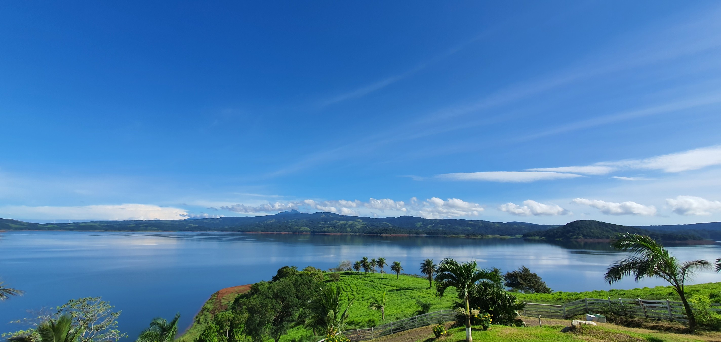 Luxury 7.41 Acre Estate 13 BD 10 BA w/ beautiful views of Lake Arenal & the Volcano  photo 71