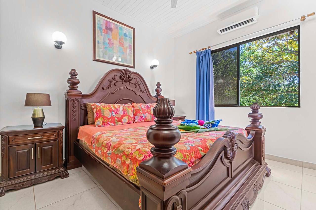 Beautiful 3-Story Property with 4 Apartments, Pool & Panoramic Comforts photo 25