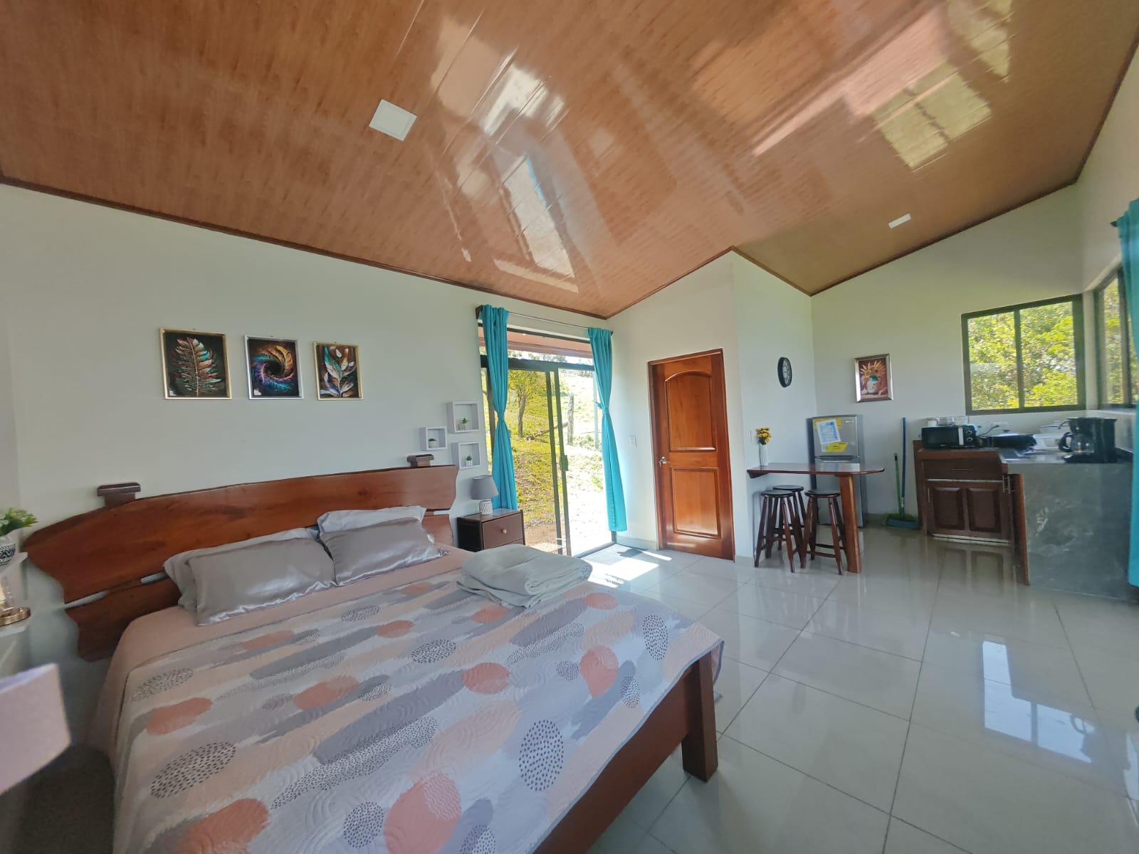  Beautiful Home 5BA 4BA and Two Casitas w/ Views of Lake Arenal & the Volcano photo 40