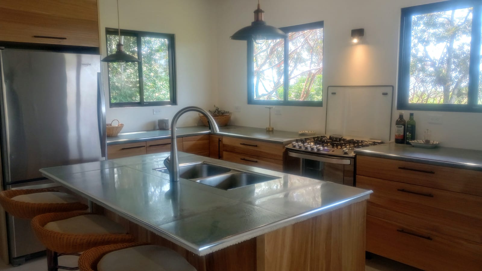 Lovely, Furnished 2 Bedrooms 2 Bathrooms Home with Lake Arenal View photo 6