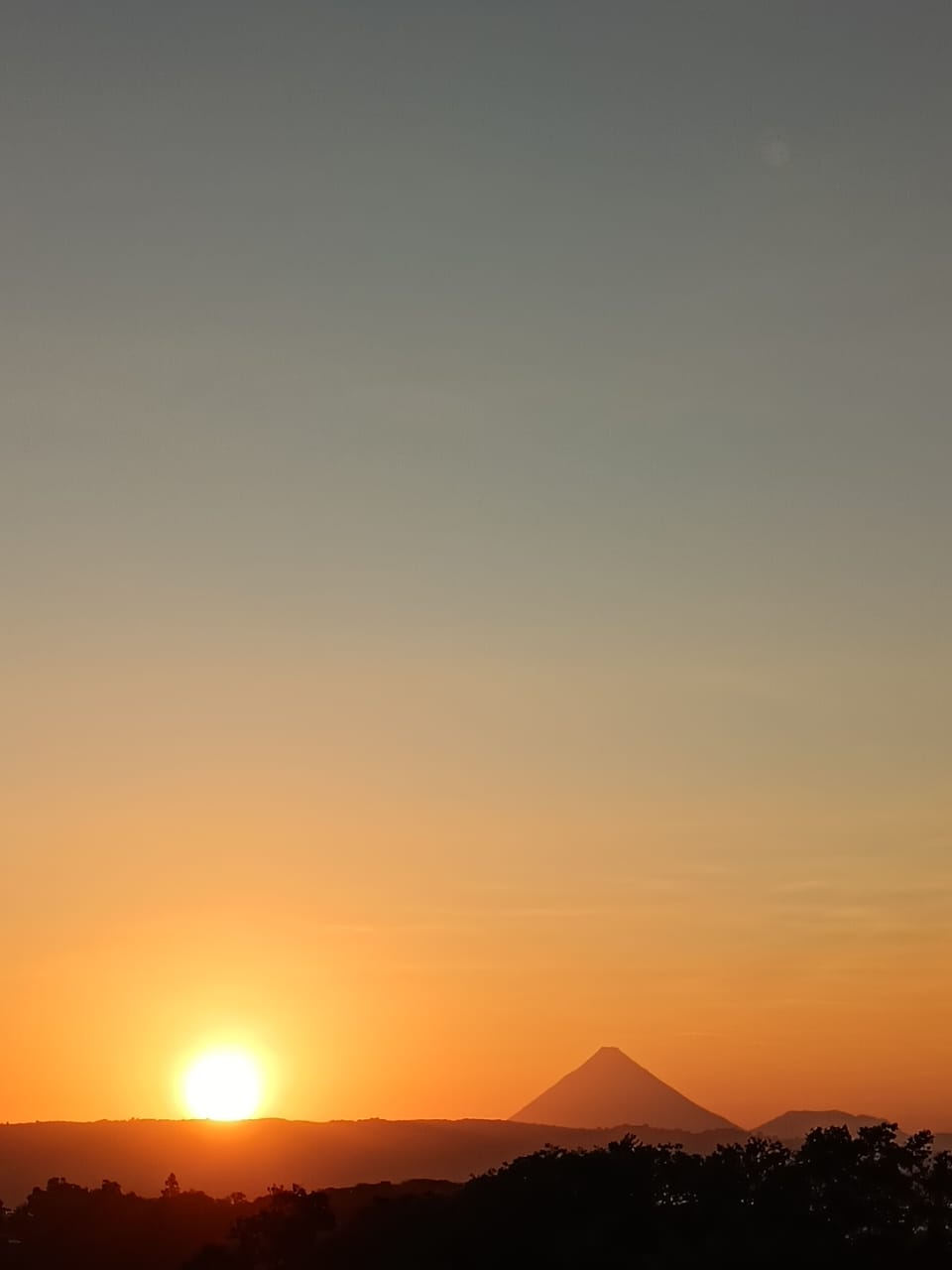  Beautiful Home 5BA 4BA and Two Casitas w/ Views of Lake Arenal & the Volcano photo 56