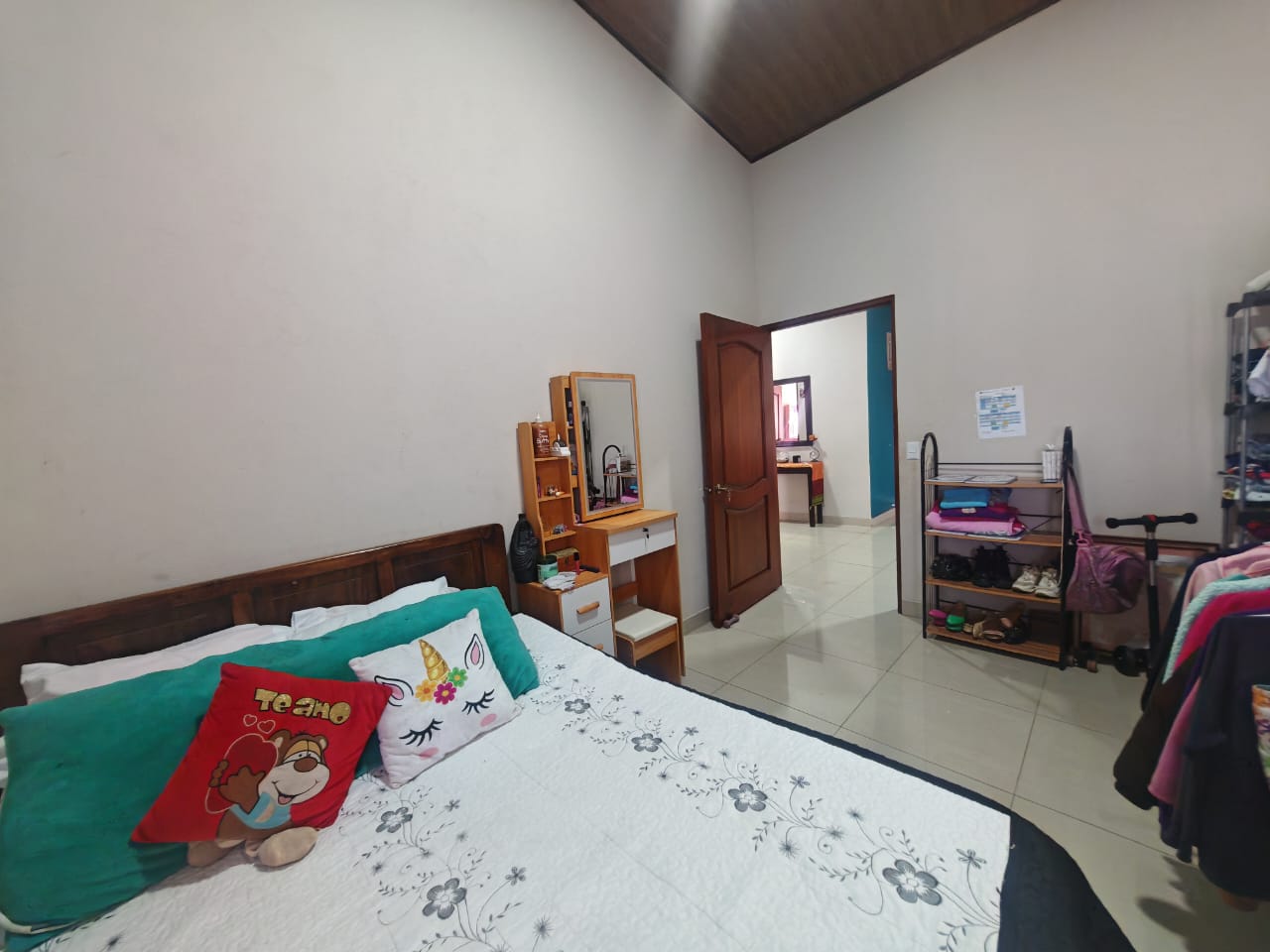  Beautiful Home 5BA 4BA and Two Casitas w/ Views of Lake Arenal & the Volcano photo 18