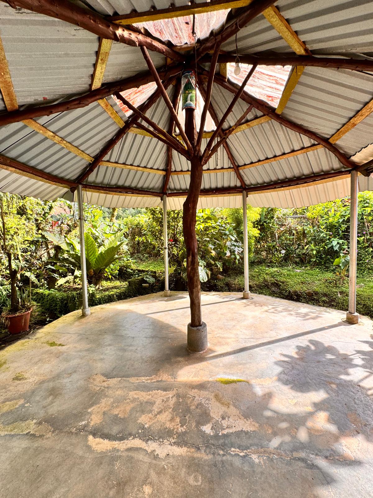 Charming 3 Bedroom 2 Bathroom Home in Nuevo Arenal photo 20