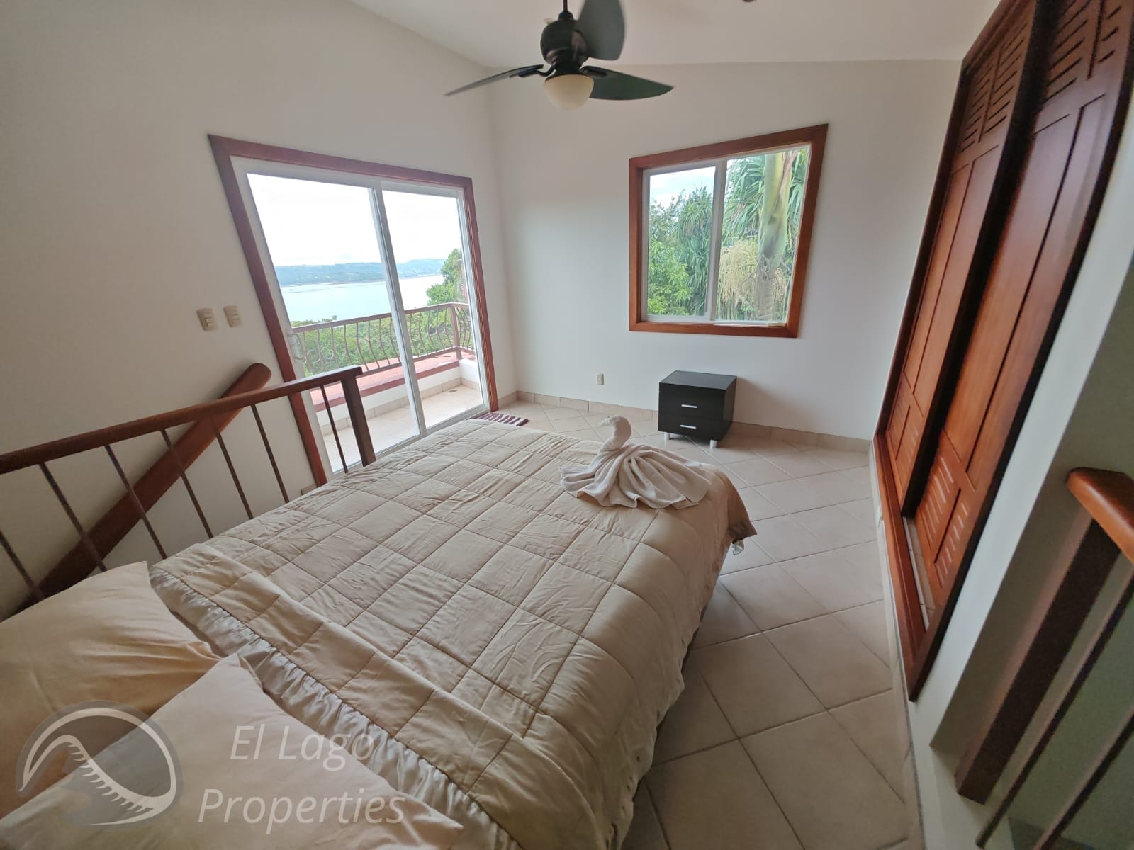 Luxurious Home 4 BD 4 BA With Amazing Lake Views In Nuevo Arenal  photo 27