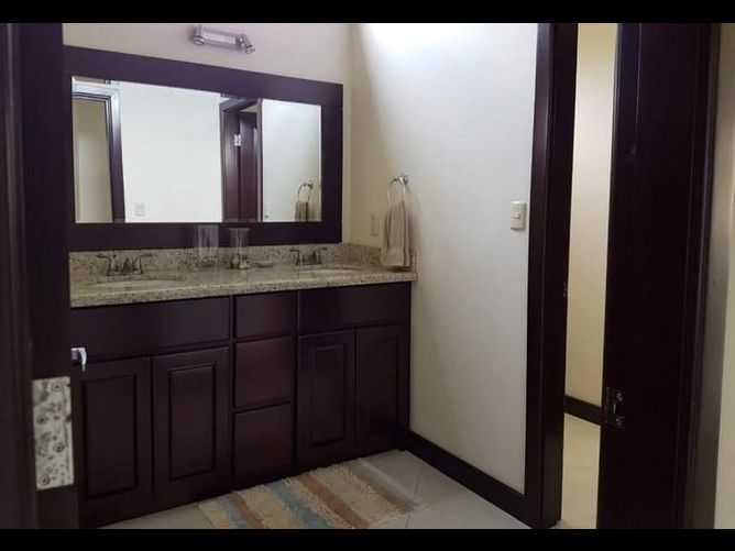 Stunning 374 m² 3BD 3BA Home with Expansive Lake and Volcano Views photo 25