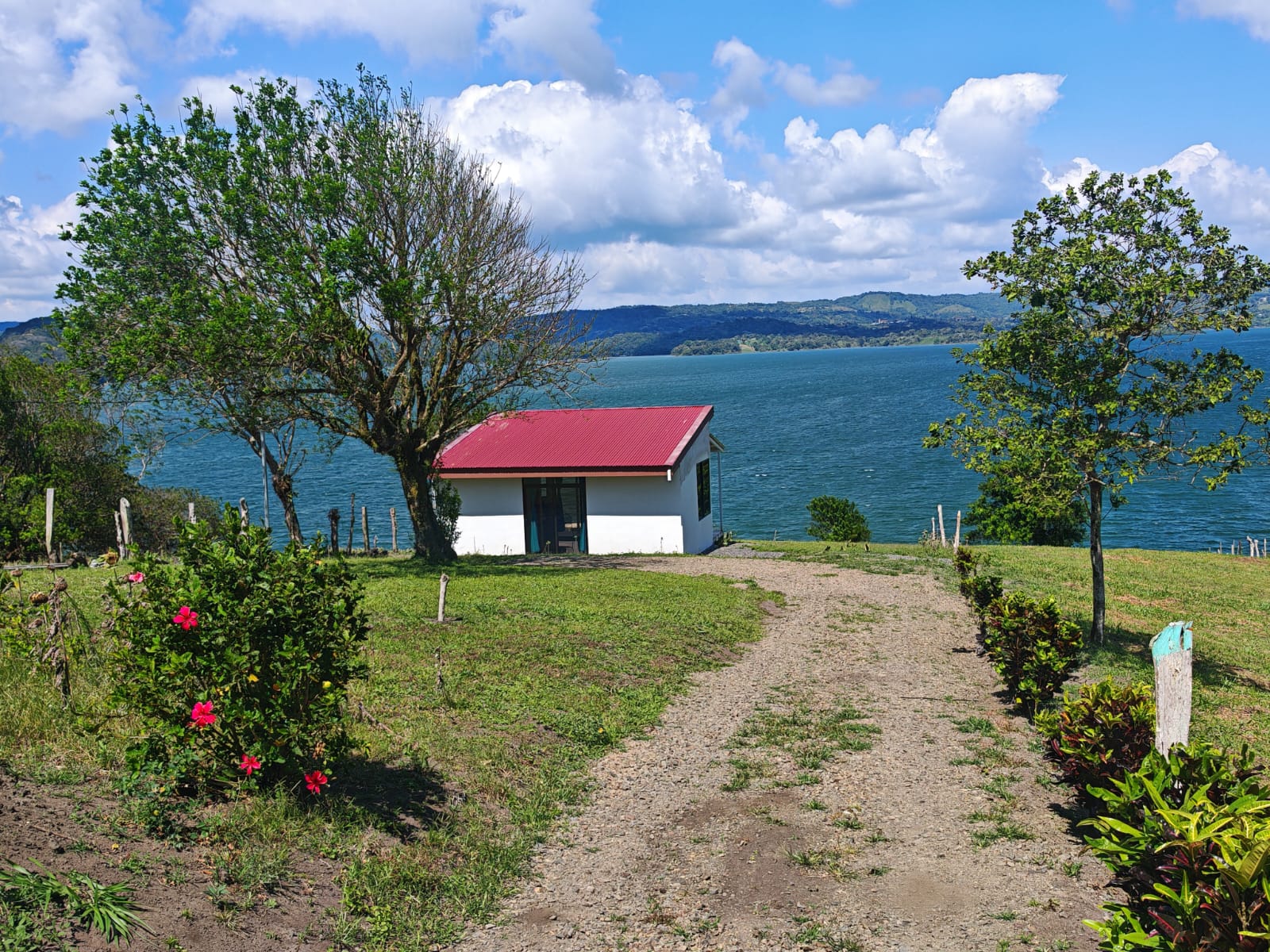  Beautiful Home 5BA 4BA and Two Casitas w/ Views of Lake Arenal & the Volcano photo 44