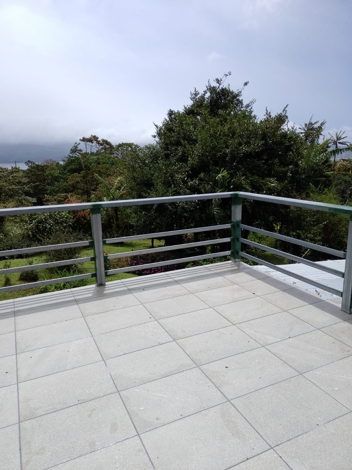 Beautiful, 2 Story, 3BD, 1BA A-Frame Home with Lake and Volcano Views- Nuevo Arenal photo 20