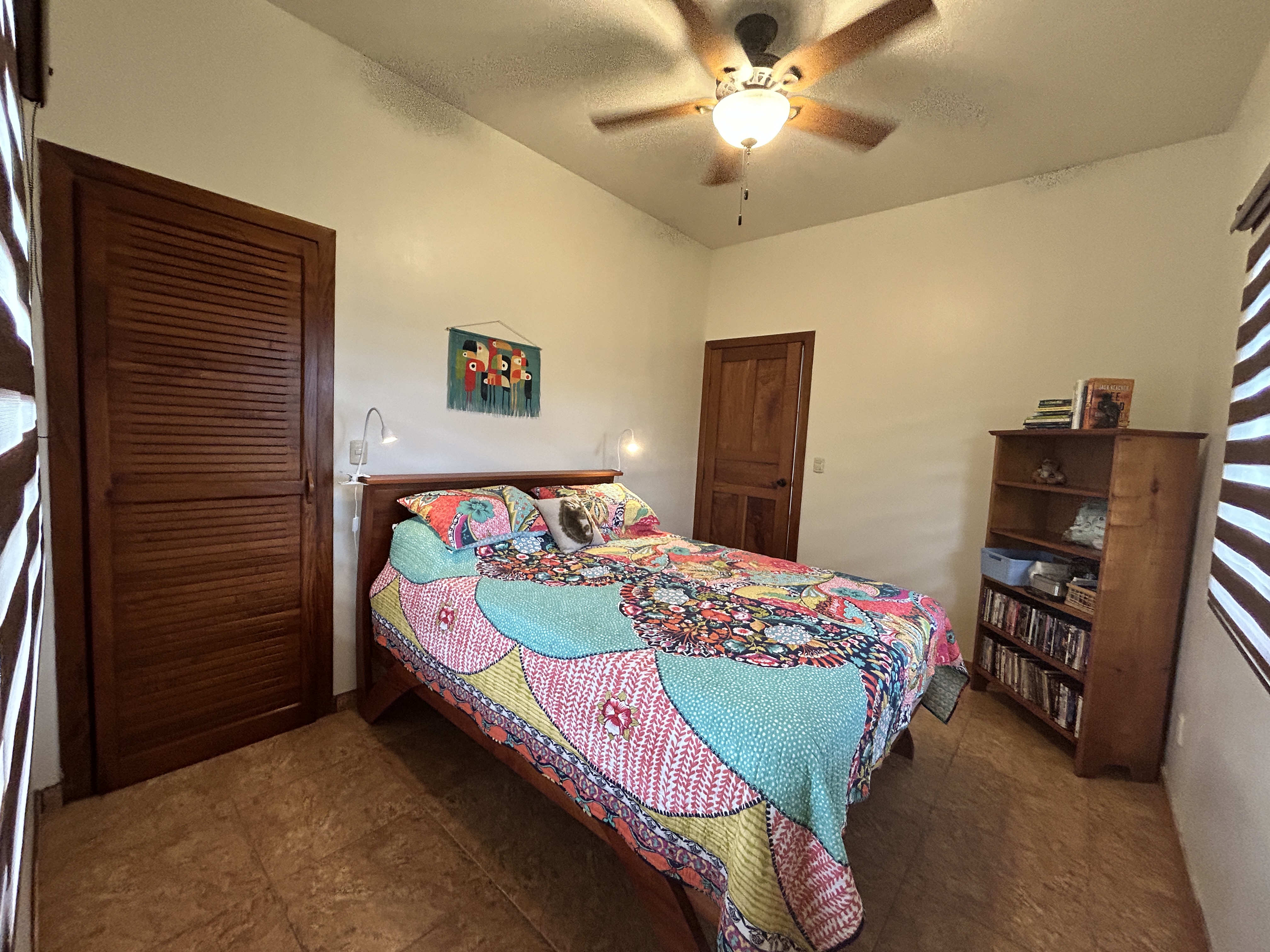 Charming 3-Bedroom Home with Guest House & Stunning Lake Arenal Views  photo 22