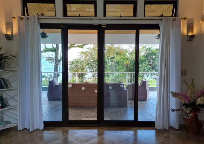 Villa Corazón: Luxury 4BD, 3.5BA Home + 3BD, 3.5BA GuestHouse w/ LAKE ACCESS photo 25