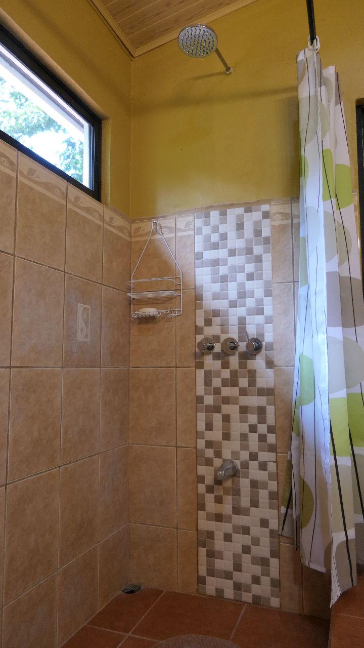 A very unique 1 Bedroom/1 Bathroom Boat House with lake access photo 13