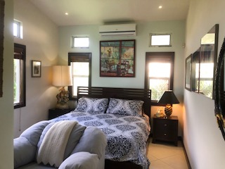 Stunning 374 m² 3BD 3BA Home with Expansive Lake and Volcano Views photo 18