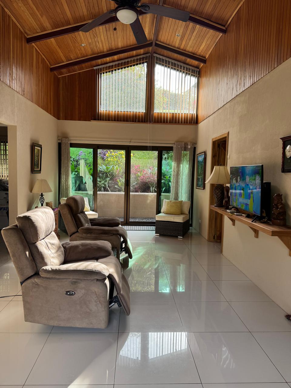 Mountain View Home 2 Bedrooms 2 Bathroom in Sabalito photo 7