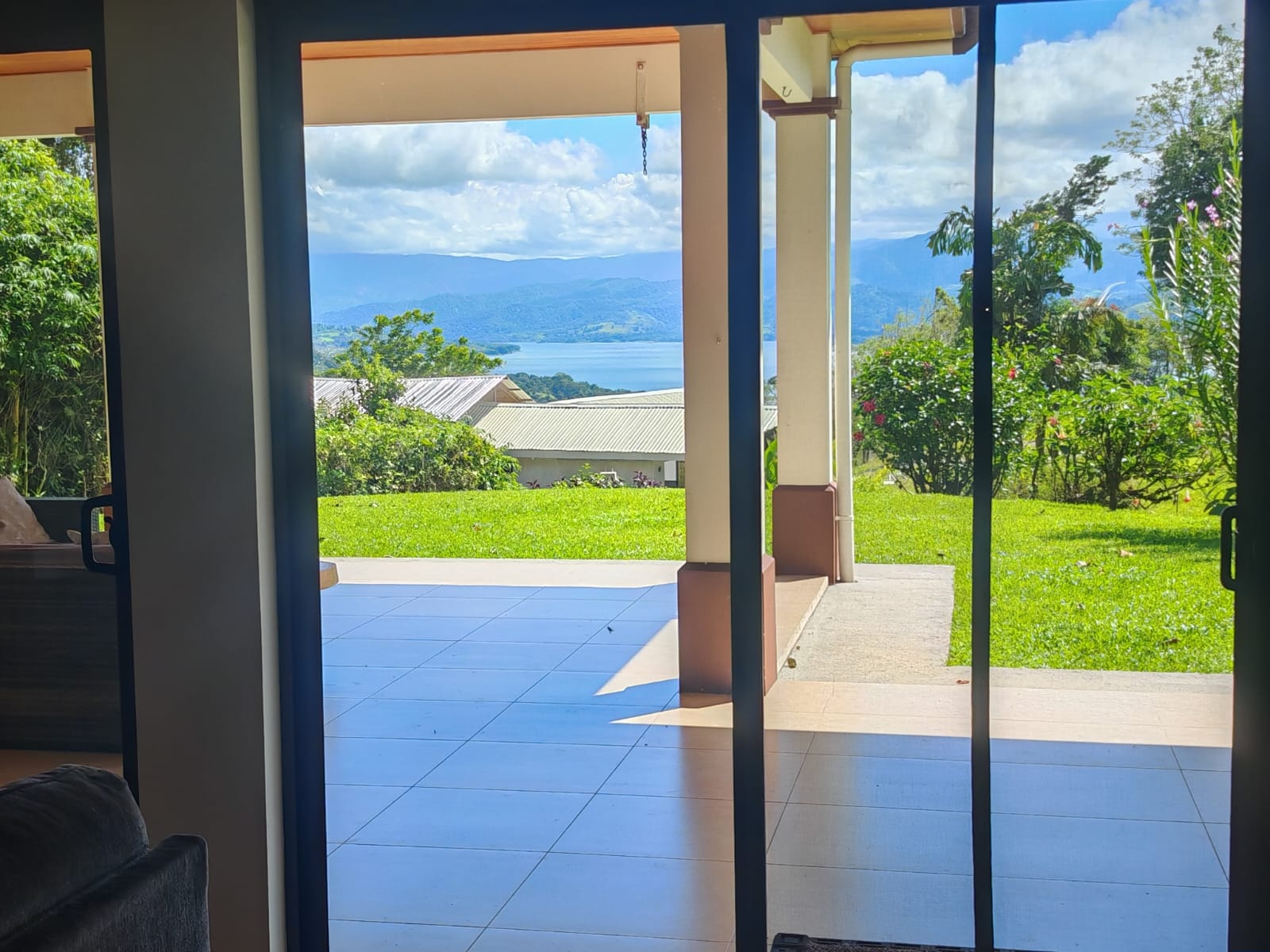 Beautiful Furnished Home 2BD 2.5 BA w/ Lake View in Nuevo Arenal photo 19