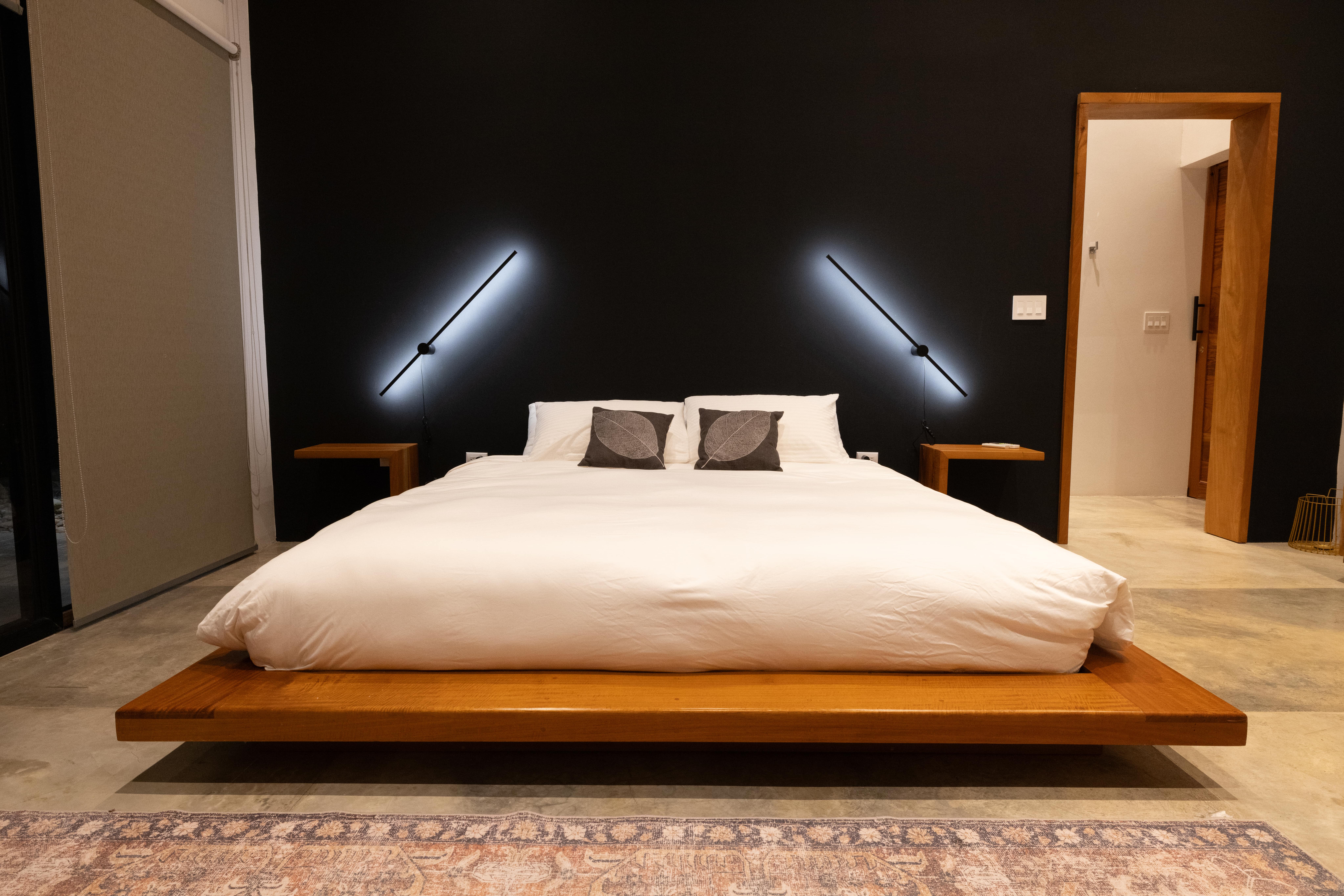 Luxury Home with 4 Bedrooms and Breathtaking Lake & Mountain Views photo 13