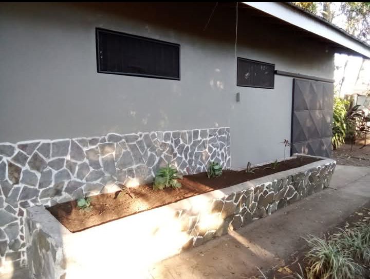 Commercial property: main house + 5 cabins + greenhouse + stable in Cinco Esquinas  photo 62